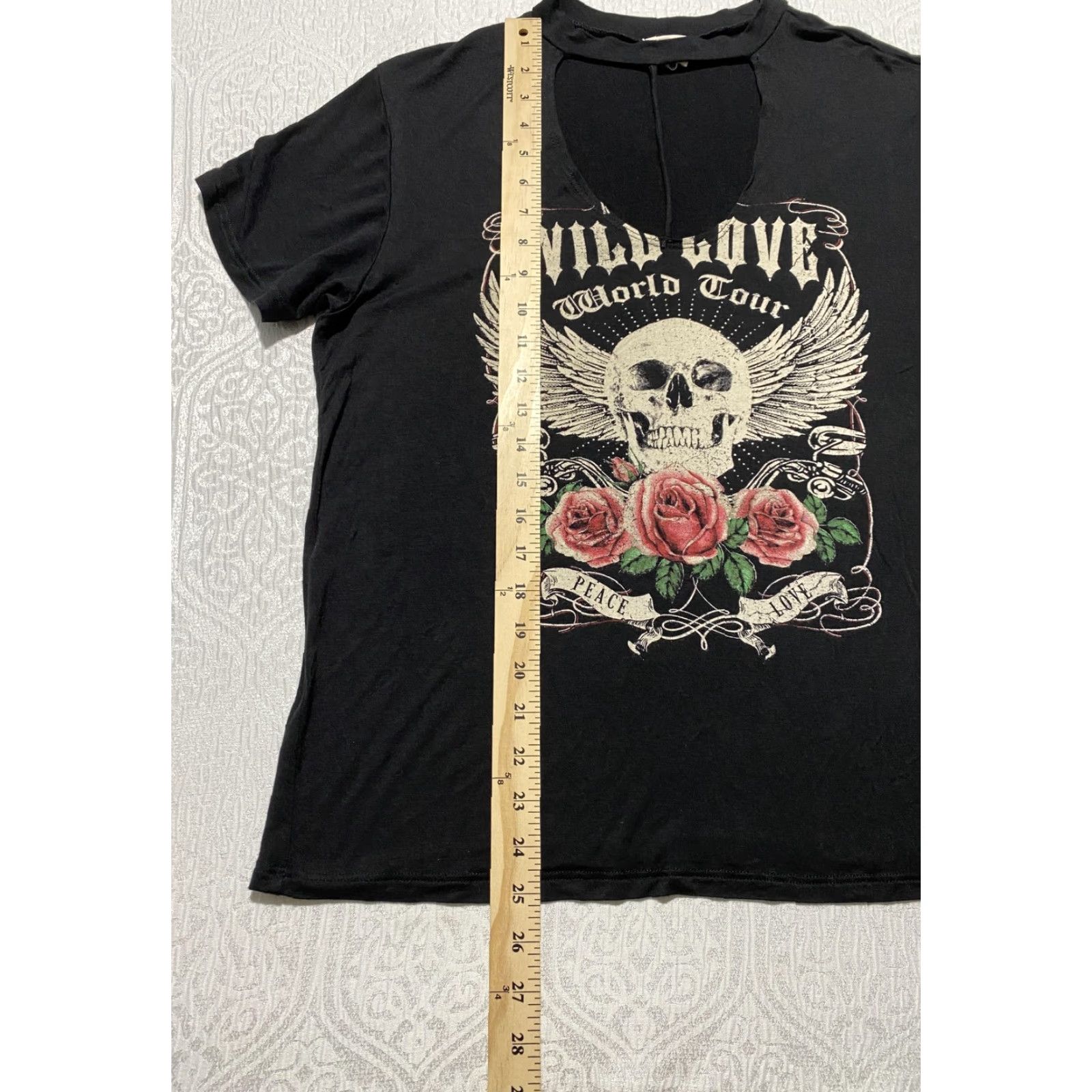 Vintage Dirtee Laundry Shirt Womens XL Black Wild Love Skull Roses Cutout V-Neck Tee Size XL / US 12-14 / IT 48-50 - 5 Thumbnail