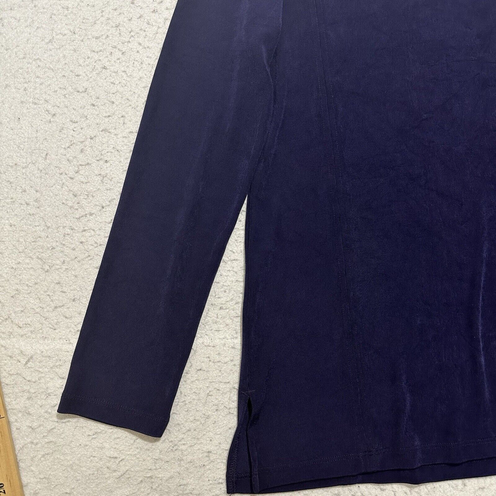 Chicos Chico's Small V-Neck Cold Shoulder Purple Acetate Blouse Size S / US 4 / IT 40 - 6 Thumbnail