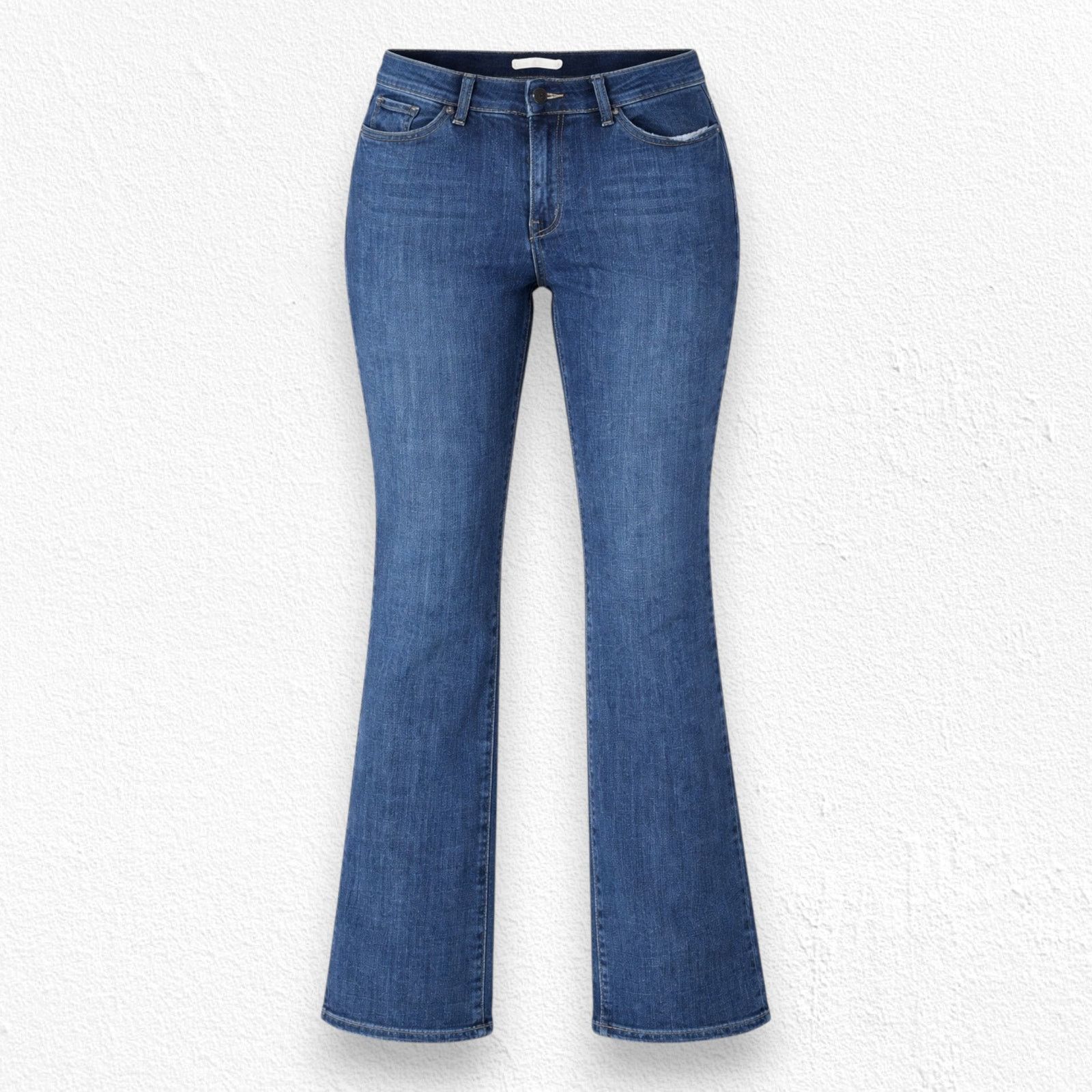 Levi's Levi's Medium Wash Mid Rise Classic Bootcut Jeans Size 32 Size 32" / US 10 / IT 46 - 1 Thumbnail