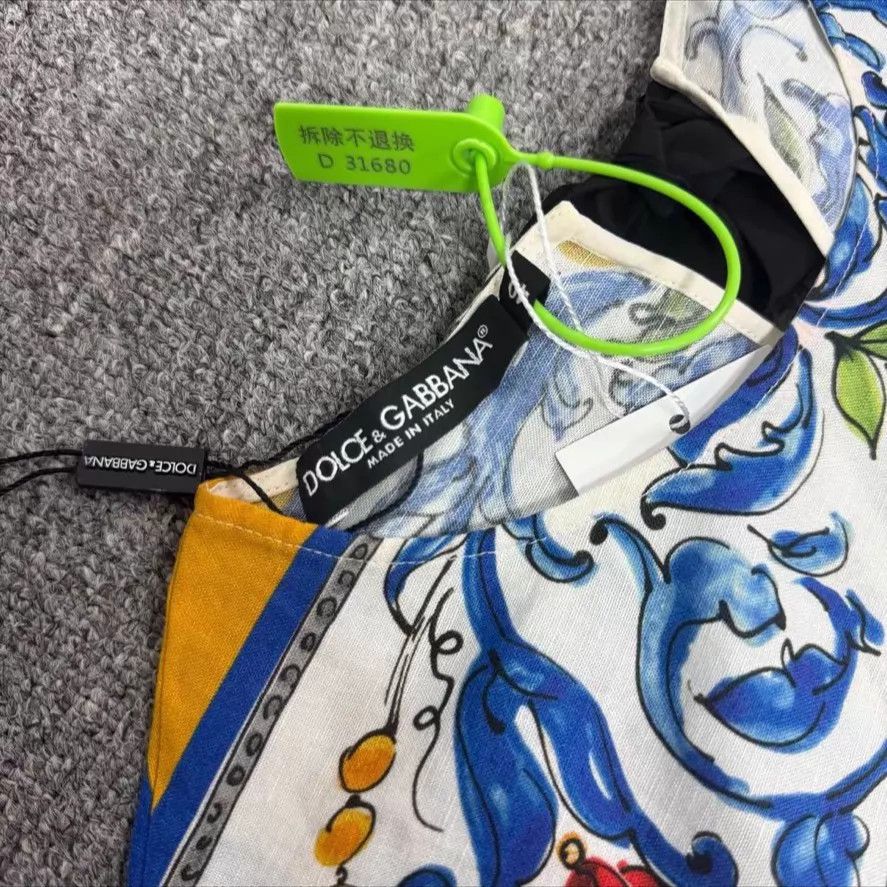 Dolce & Gabbana Dolce&Gabbana Authentic Unworn Short-Sleeve Tee Size S / US 4 / IT 40 - 4 Thumbnail