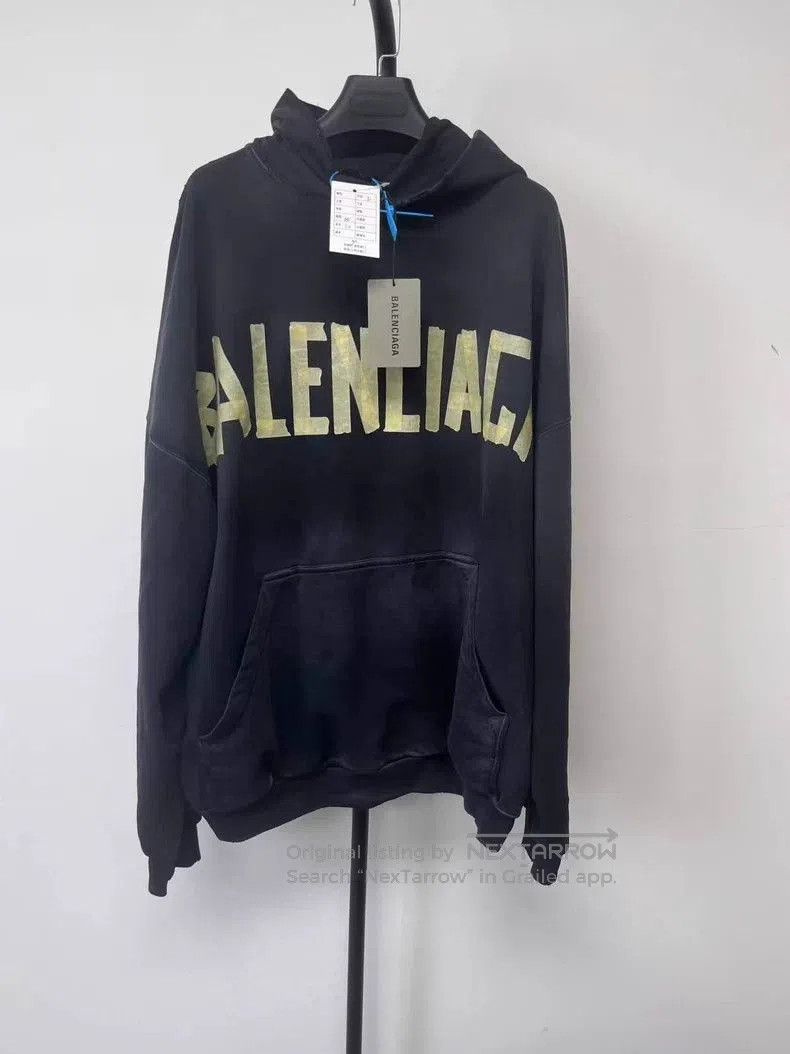 Balenciaga Balenciaga Logo Print Hoodie. Size US S / EU 44-46 / 1 - 1 Thumbnail