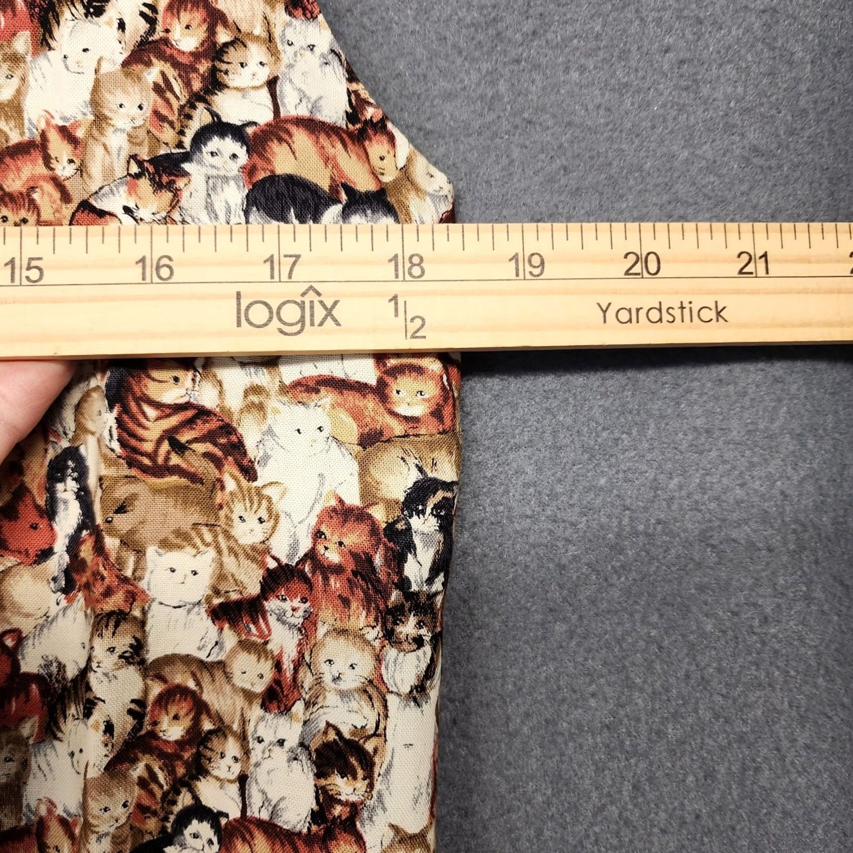 Vintage VINTAGE Cat Print Vest Handmade Womens Medium Tan Animal Print Button Closure Jacket Style Womens Medium Cat Print Vest Size M / US 6-8 / IT 42-44 - 3 Thumbnail