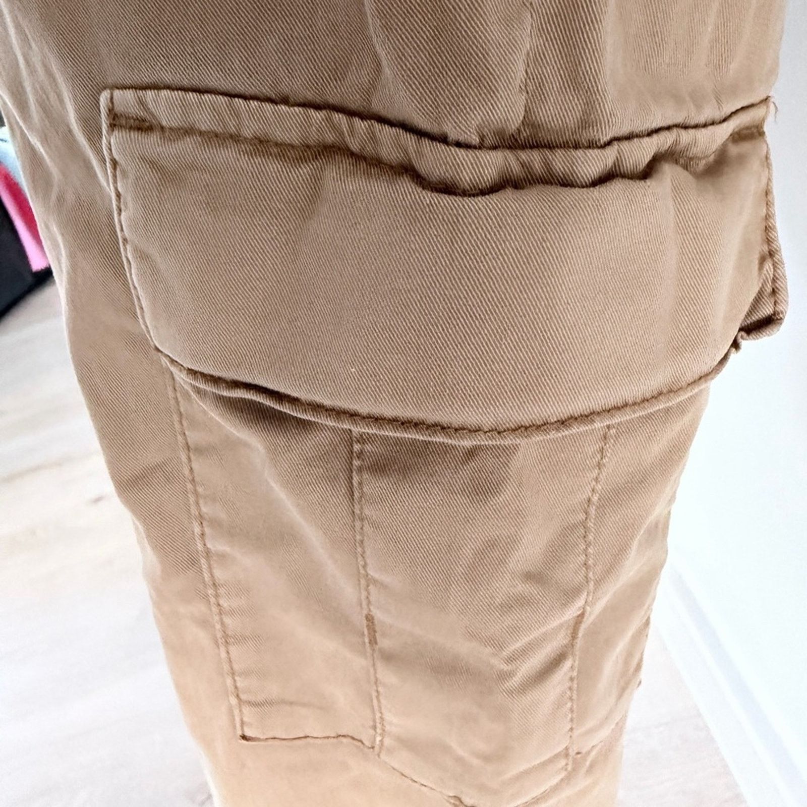 White House Black Market WHBM Extra High Rise Pret Tan Cargo Tapered Ankle Pants. Size 25" / US 0 / IT 36 - 11 Thumbnail