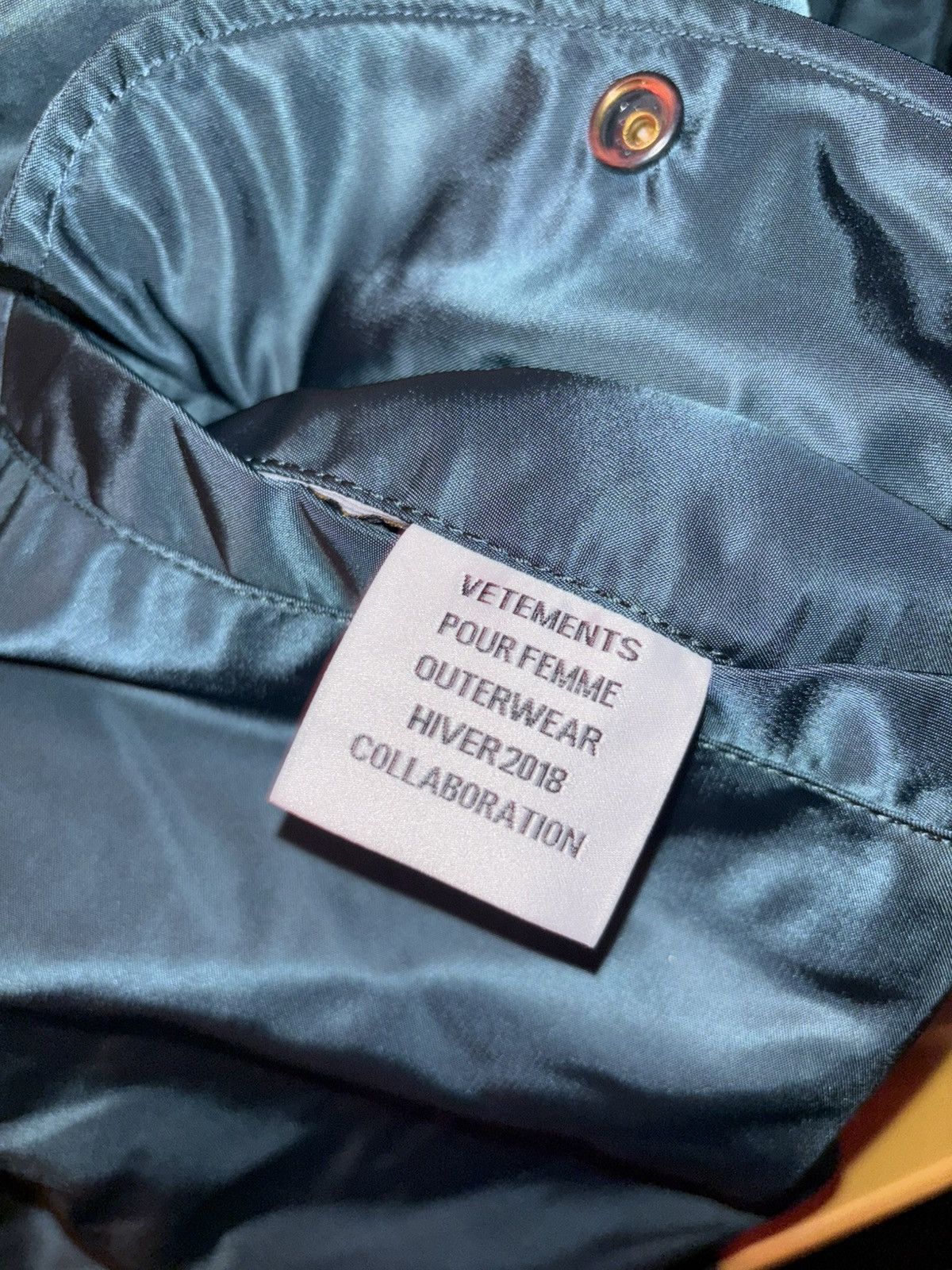 Alpha Industries × Vetements Vetements x Alpha Industries Reversible Bomber Jacket Size US M / EU 48-50 / 2 - 15 Thumbnail