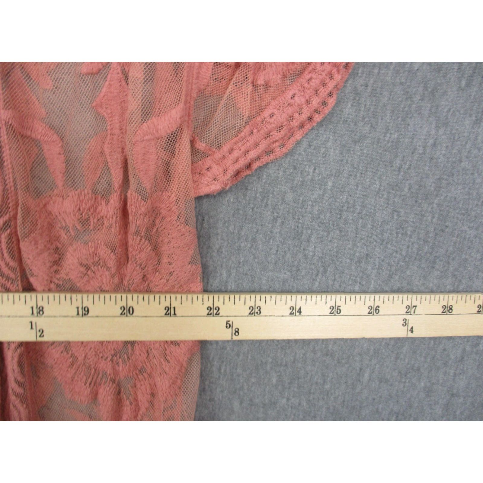 Vintage Lauren Conrad Kimono Womens One Size Pink Lace Sheer Boho Layering Shirt/Coat/ Cape (O/S) Womens Size ONE SIZE - 5 Thumbnail