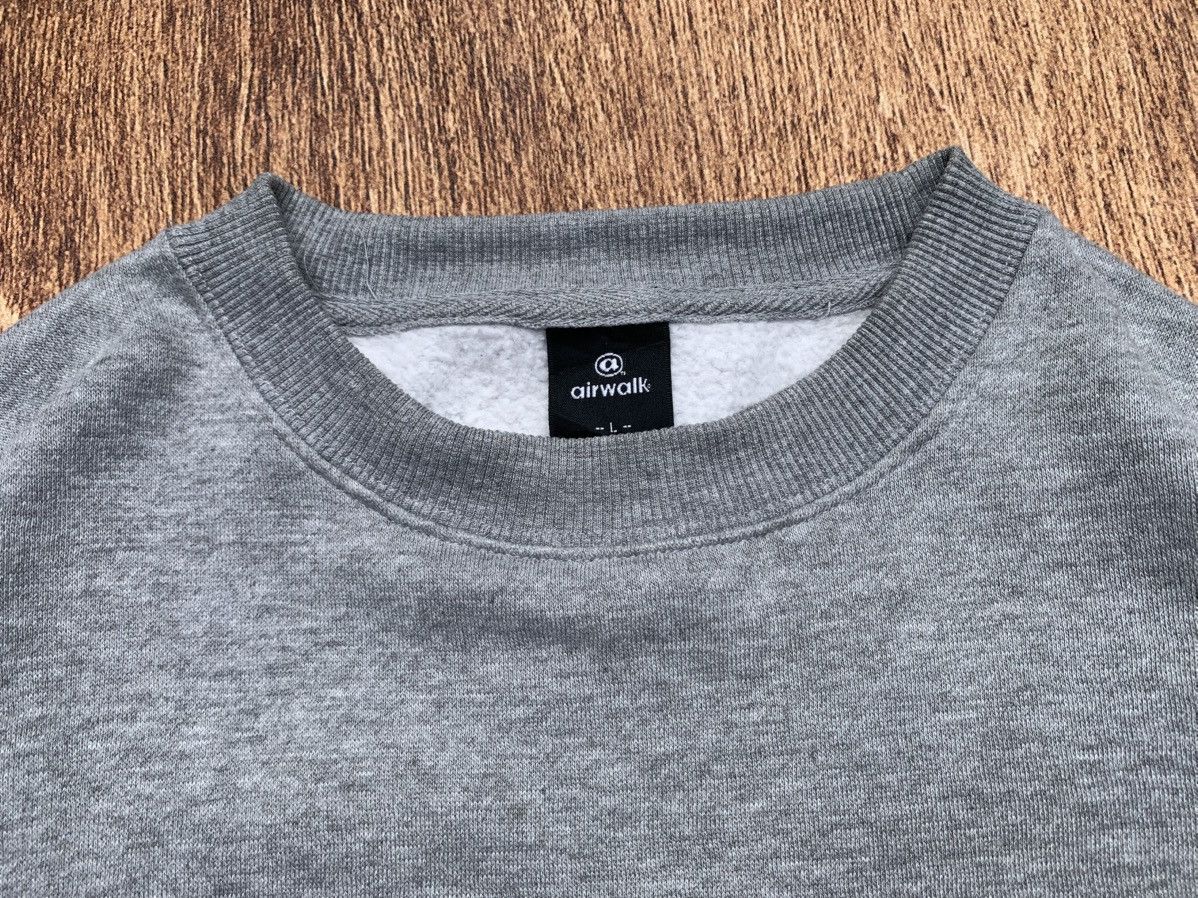 Airwalk × Vintage Vintage 90s Airwalk Big Logo Sweatshirt Size US L / EU 52-54 / 3 - 3 Thumbnail