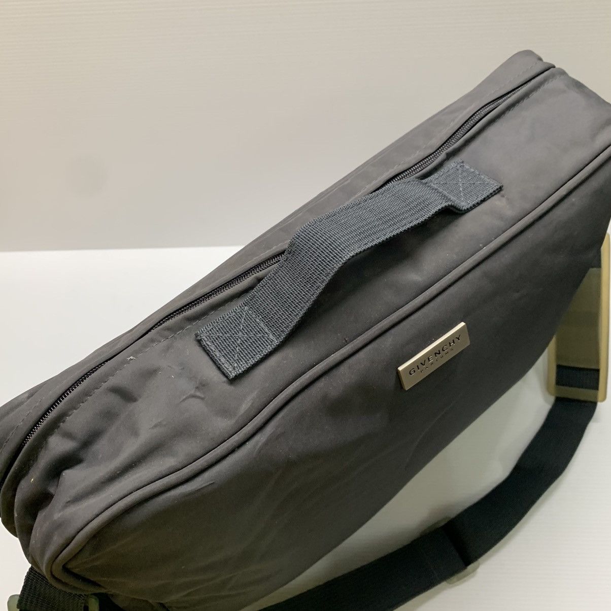 Givenchy Givenchy Parfum Briefcase Bag Size ONE SIZE - 4 Thumbnail
