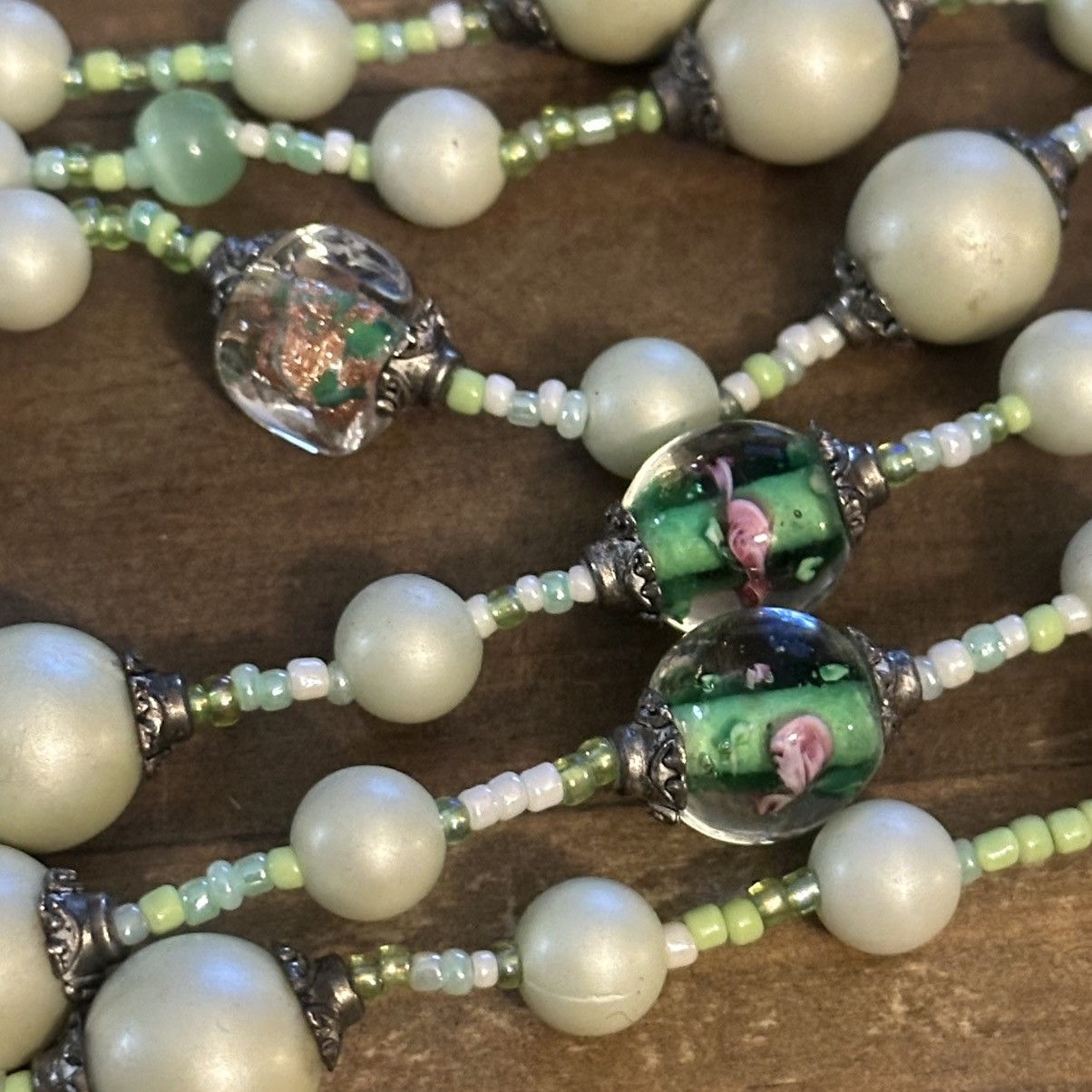 Vintage Vintage long light green pearl & Murano glass bead necklace Size ONE SIZE - 3 Thumbnail