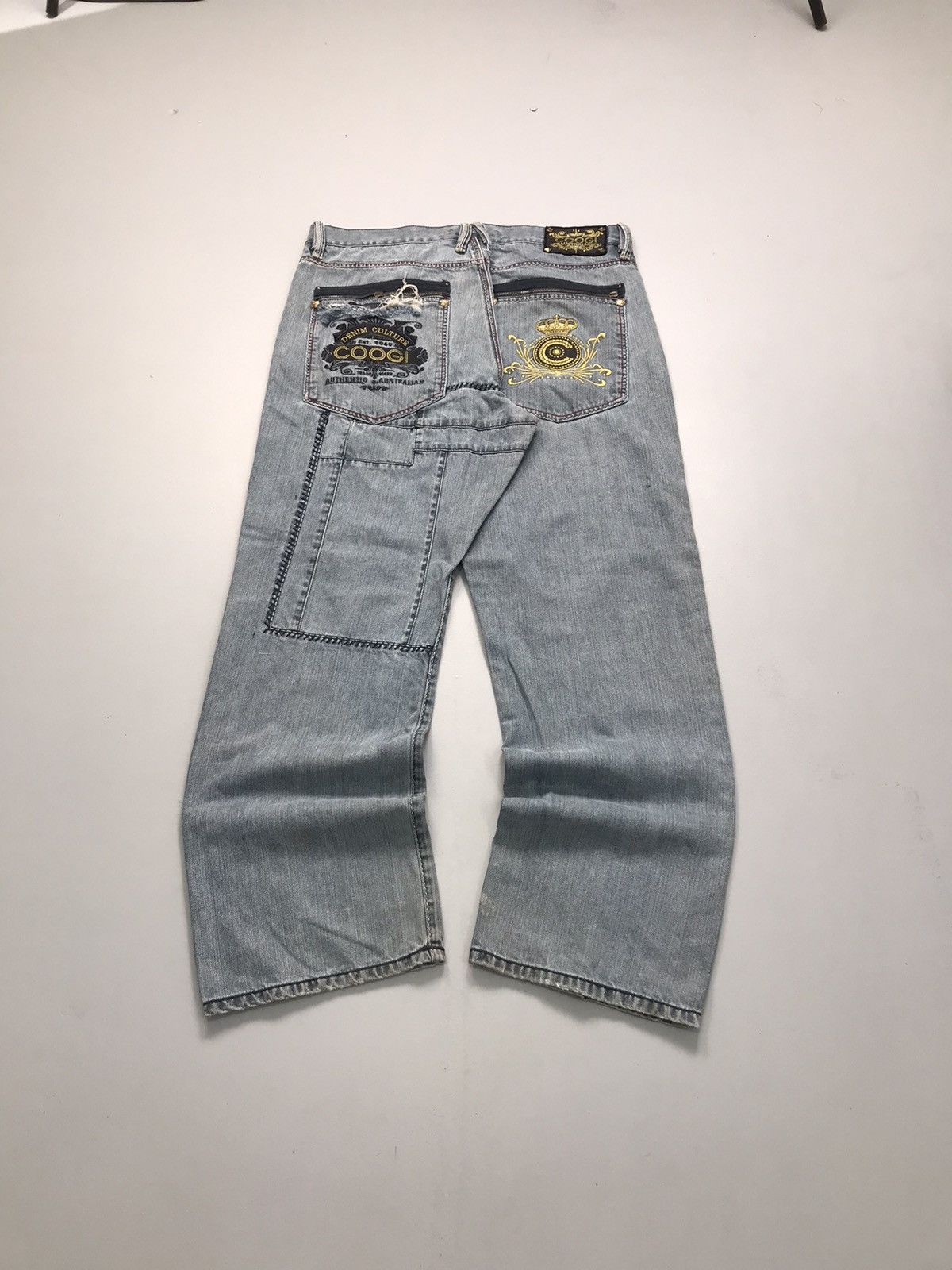 Coogi Vintage Coogi crazy patterns embroidered denim pant Size US 38 / EU 54 - 1 Thumbnail
