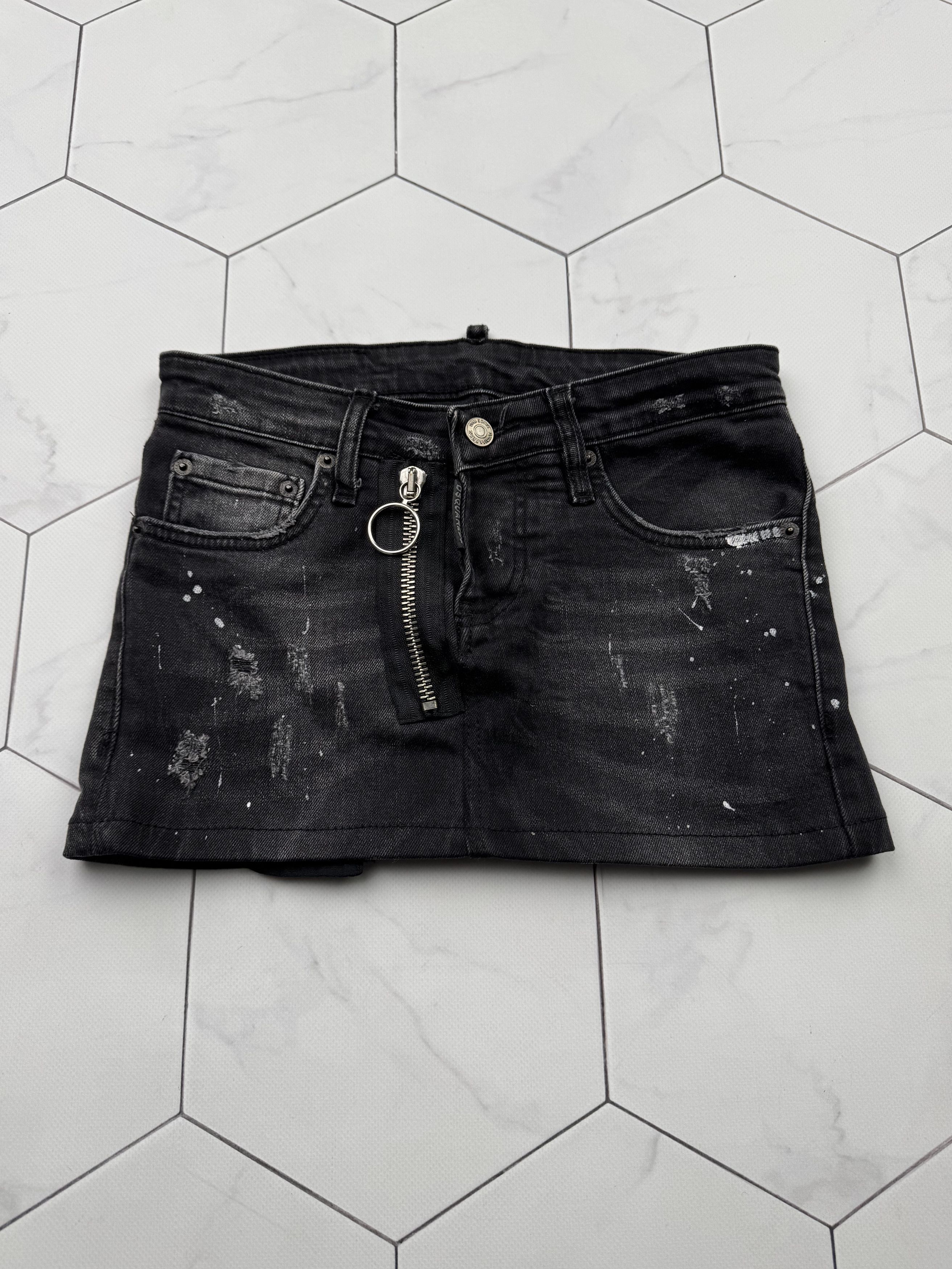 Dsquared2 Dsquared2 Mini Skirt With Zip (B257) Size 25" / US 0 / IT 36 - 1 Thumbnail