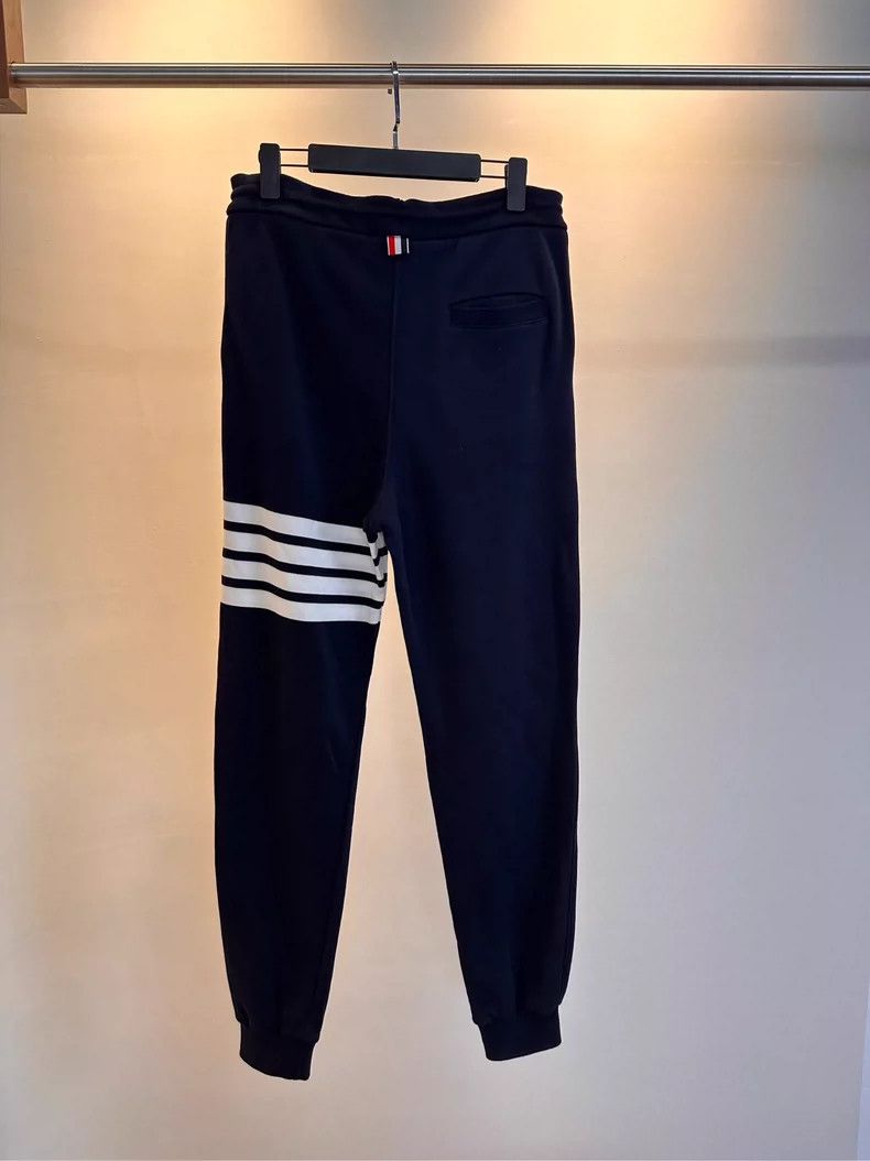 Thom Browne Thom browne Size 3 Dark blue four-striped drawstring trous Size US 30 / EU 46 - 2 Thumbnail