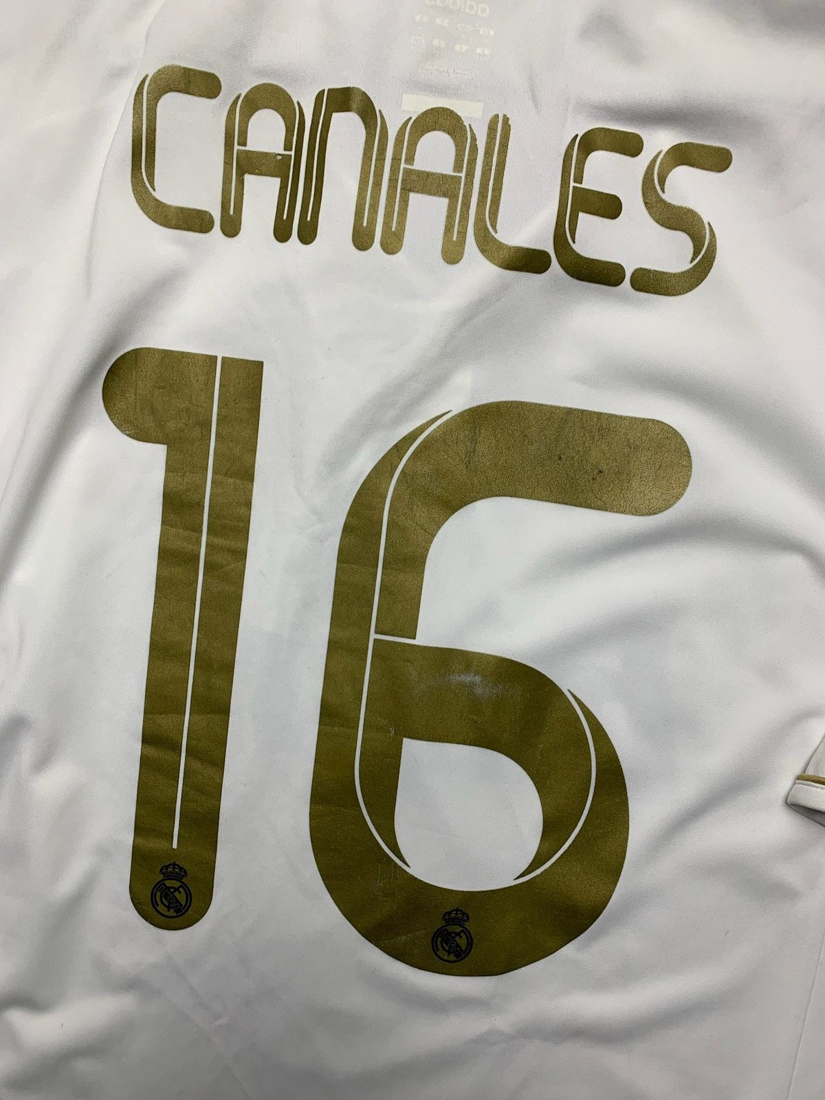 Vintage Vintage adidas Real Madrid soccer jersey 16 Canales M Size US M / EU 48-50 / 2 - 7 Thumbnail