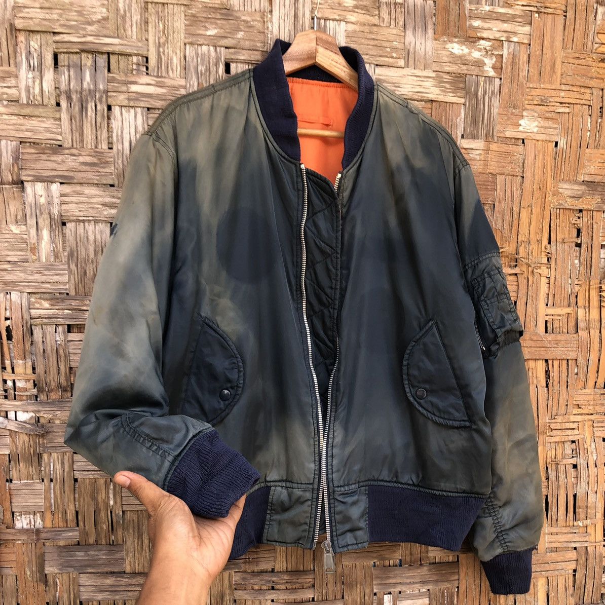 Vintage VTG THRASHED Faded (USAF)MA-1 Man Intermediate Bomber Jacket Size US L / EU 52-54 / 3 - 4 Thumbnail