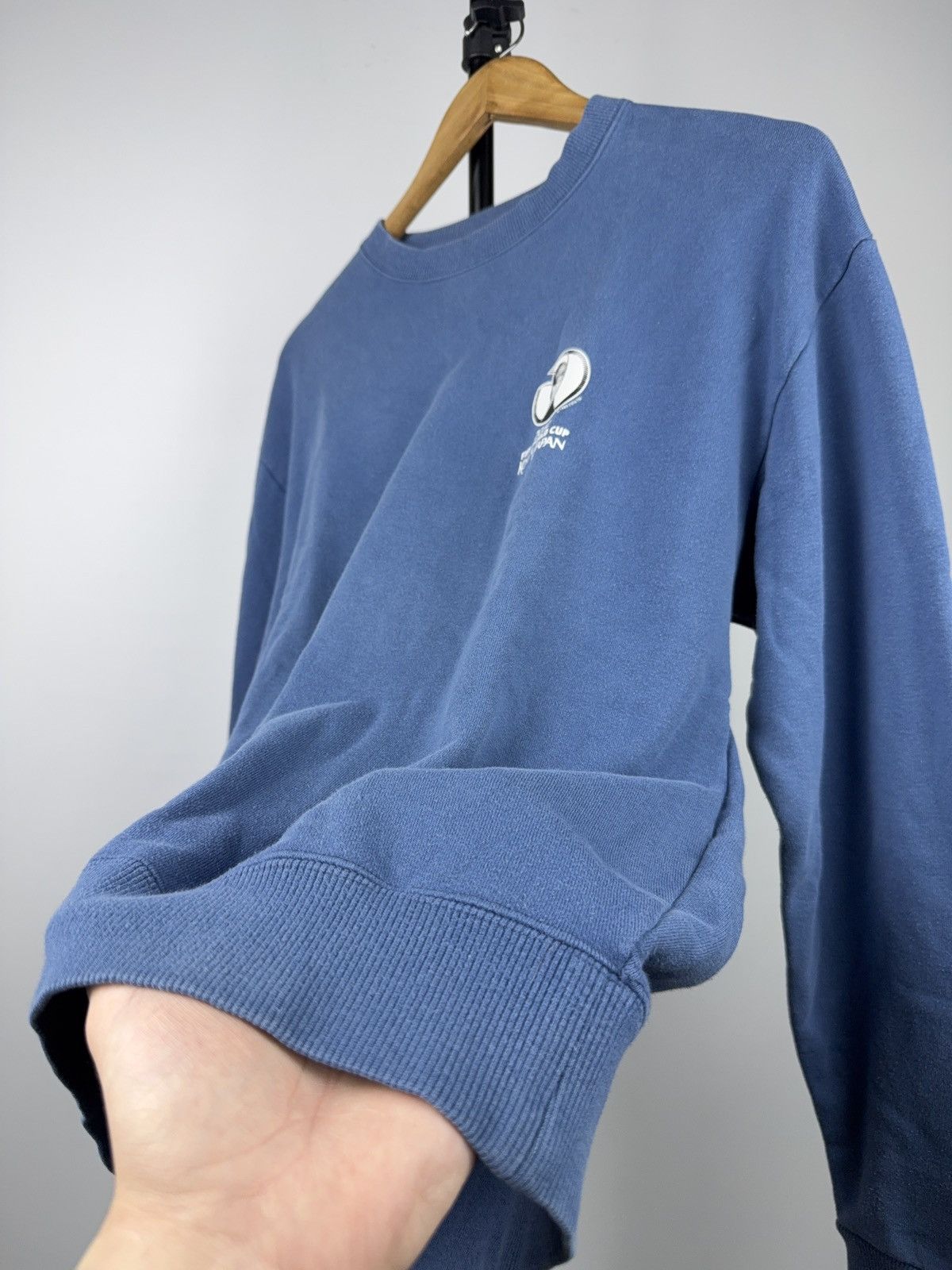 Vintage Vintage FIFA World Cup 2002 Korea Japan Crewneck Sweatshirt Size US M / EU 48-50 / 2 - 7 Thumbnail