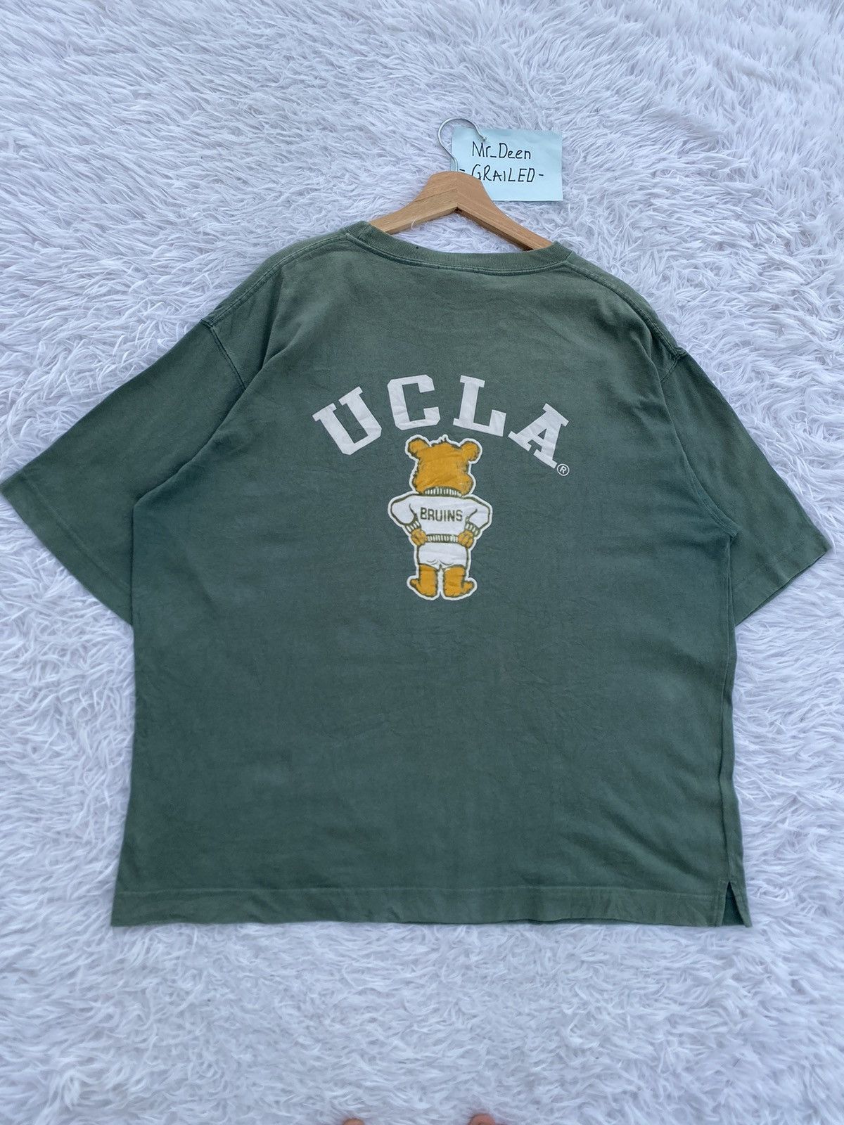 Vintage Rare Vintage UCLA Bruins Los Angeles Tshirt Size US L / EU 52-54 / 3 - 15 Thumbnail