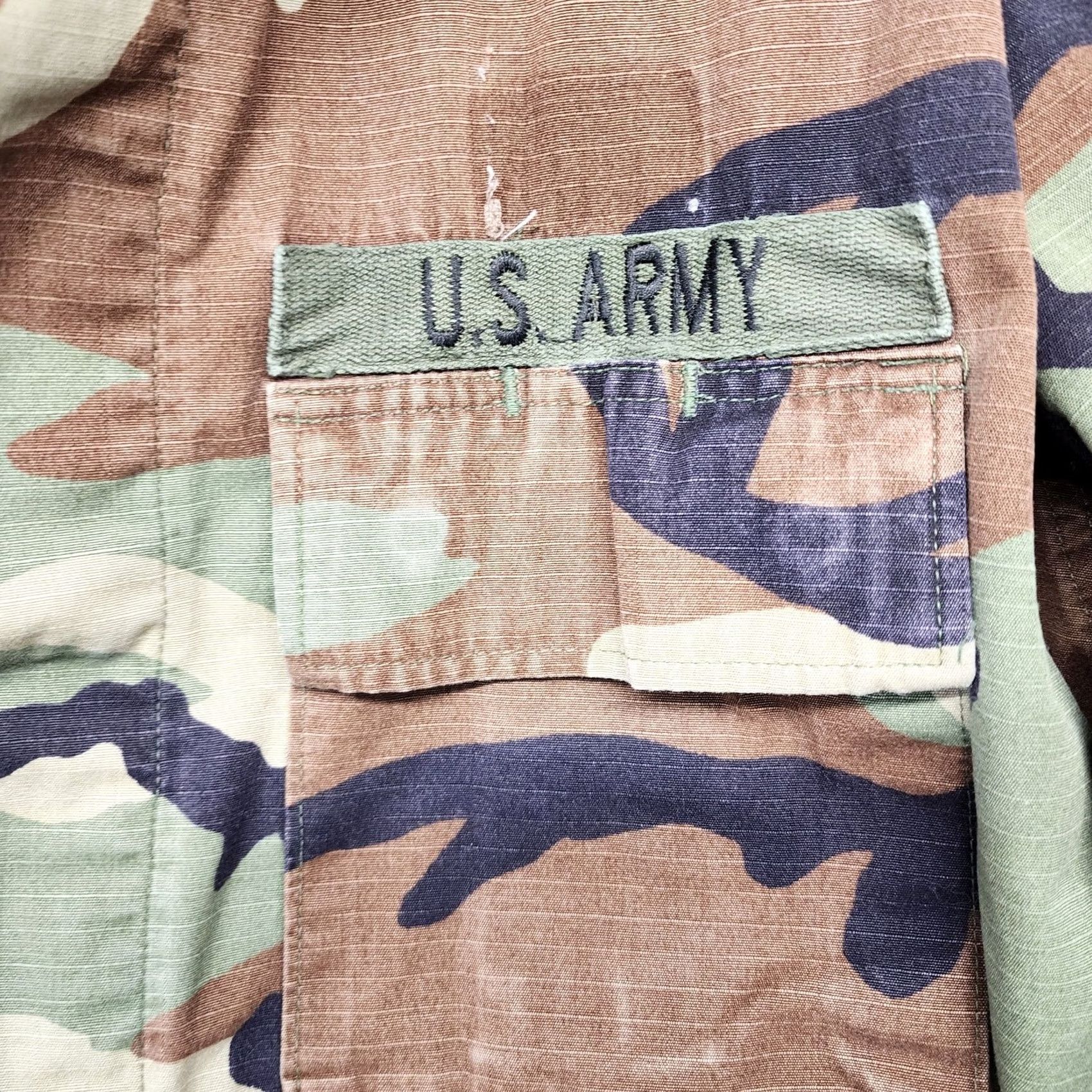 Vintage US Army Shirt L Green Camouflage Military Utility Chore Field Airborne Mens Long Sleeve Size US L / EU 52-54 / 3 - 6 Thumbnail