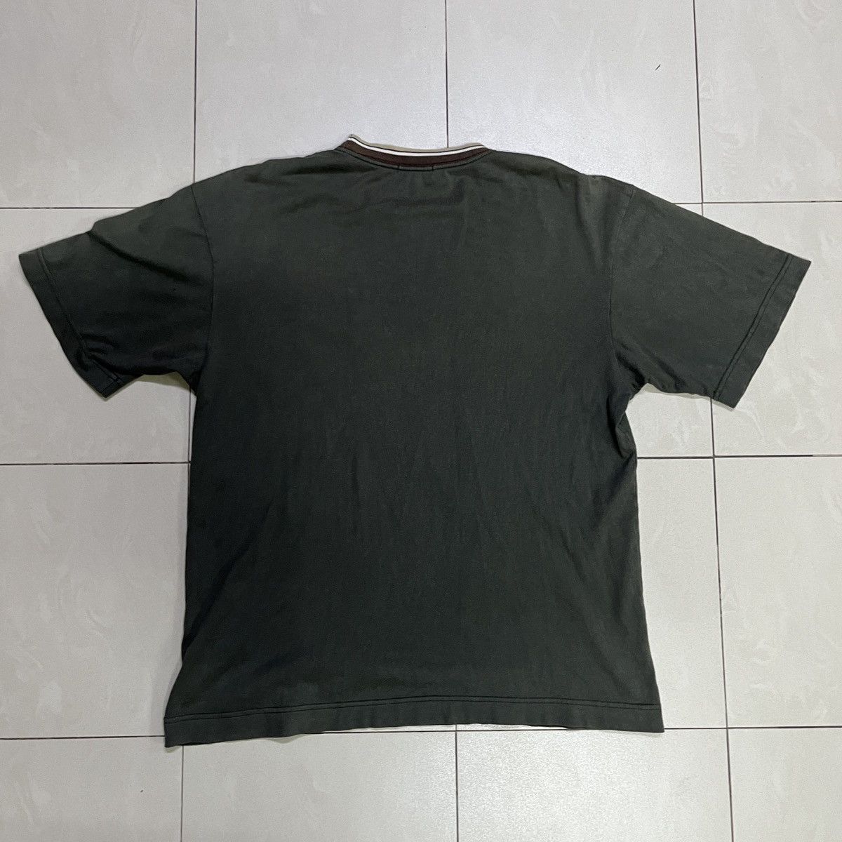 Burberry × Vintage Vintage Burberry Pocket Logo T Shirt Size US M / EU 48-50 / 2 - 7 Thumbnail