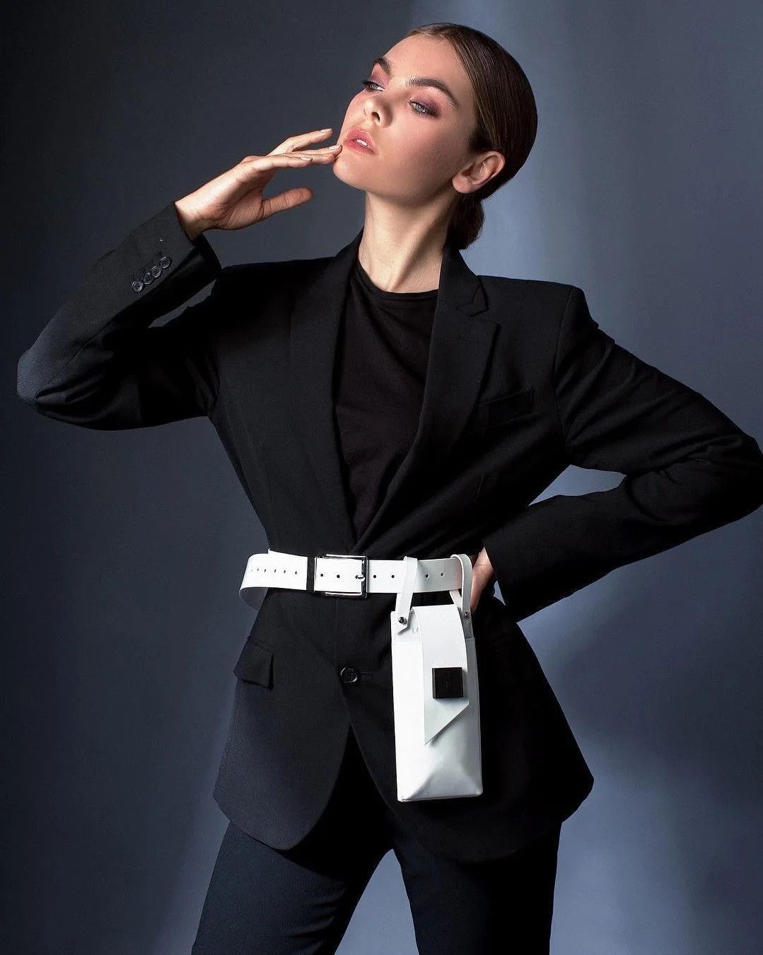 Designer RRP 320€ Lona Prist Maryna Phone Belt Bag Ukrainian Designer Size ONE SIZE - 7 Thumbnail