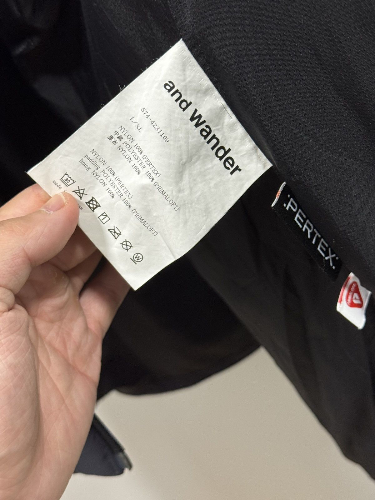And Wander AND WANDER Black Top Fleece Jacket Size US L / EU 52-54 / 3 - 7 Thumbnail