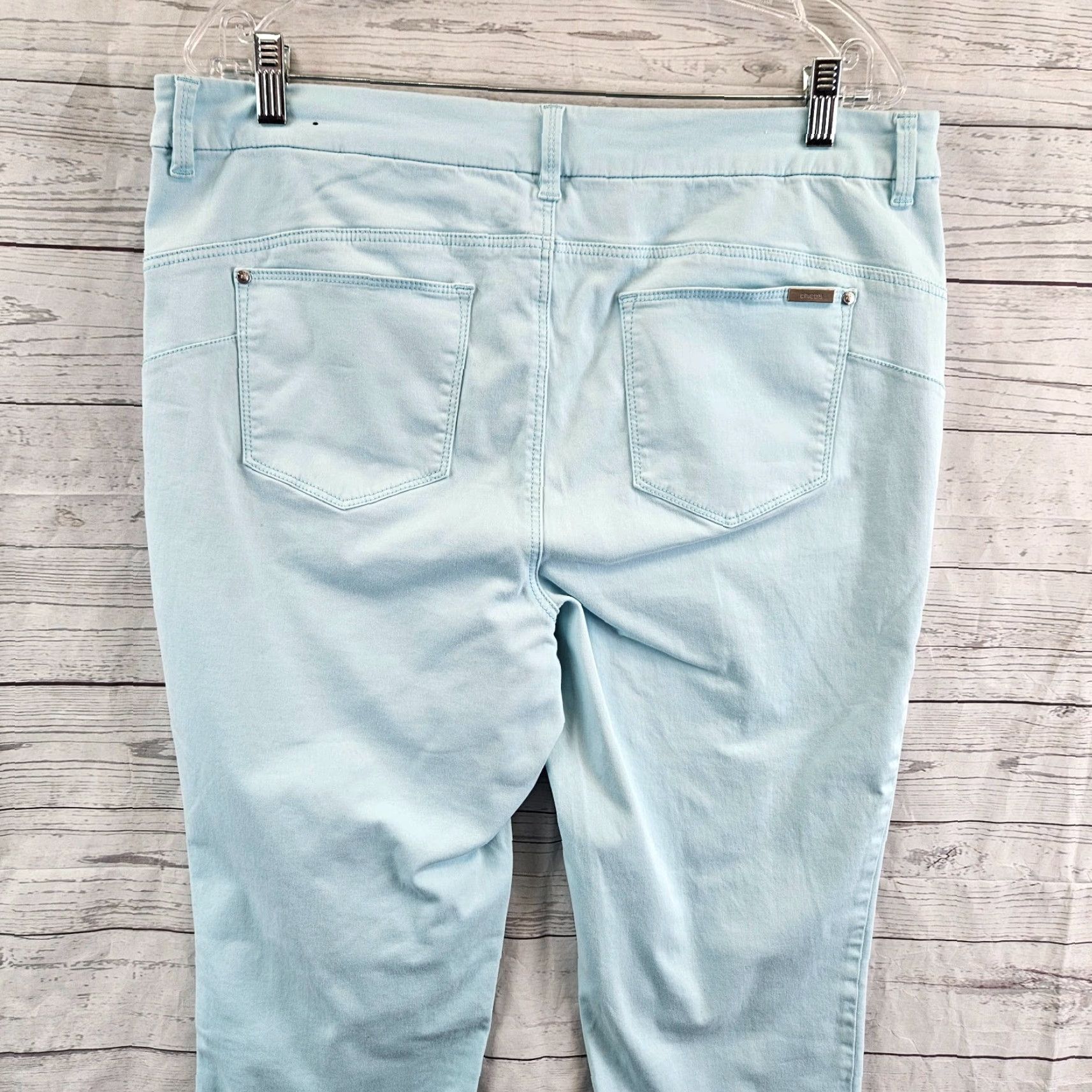 Vintage Chico's Women So Lifting Crop Pants 12 Light Blue High Rise Crop Pants Womens size 12 Blue 22.5in Inseam 11in Rise Size 34" / US 12 / IT 48 - 4 Thumbnail