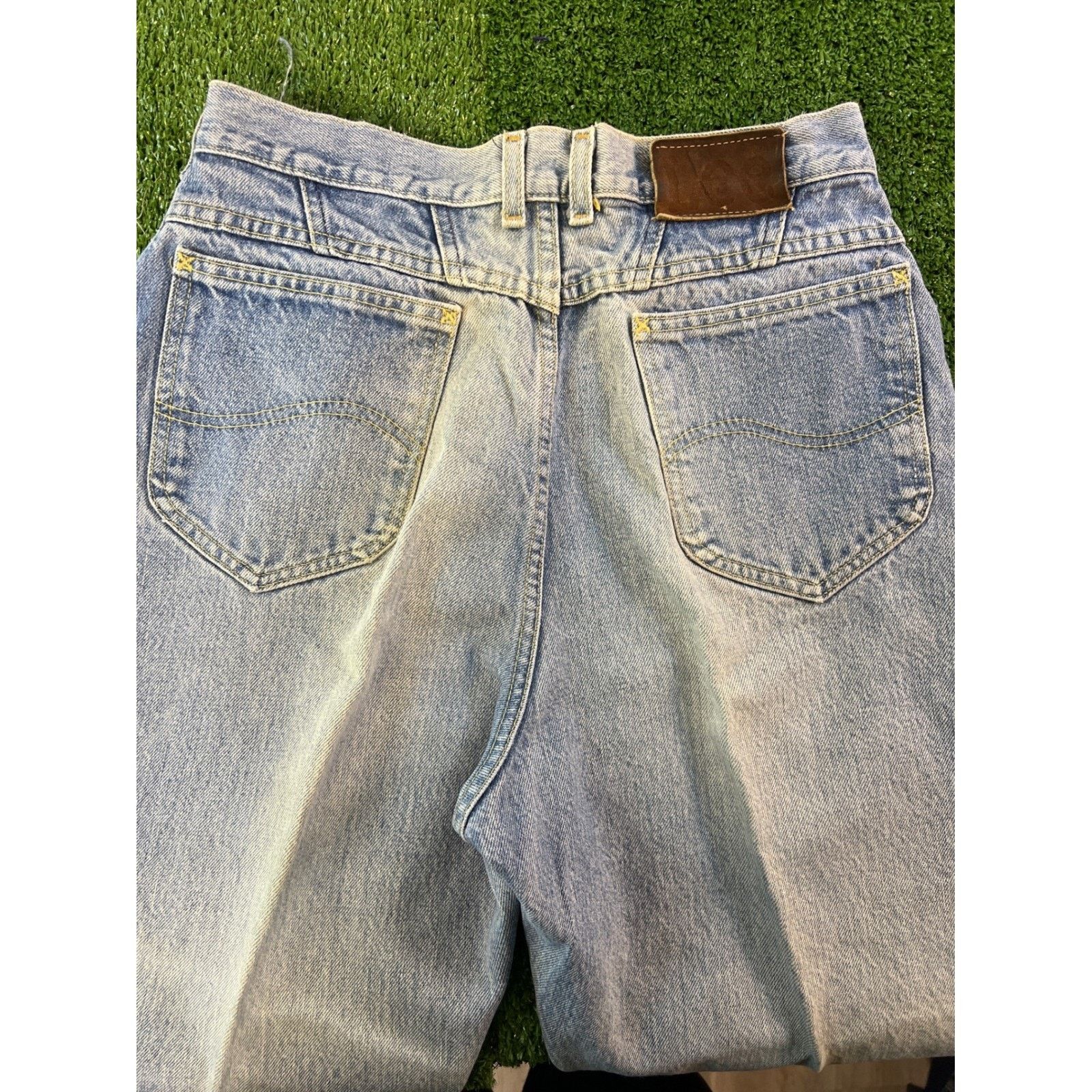 Lee Vintage Lee High Waisted Tapered Leg Jeans USA Made 13M Size 30" / US 8 / IT 44 - 8 Thumbnail