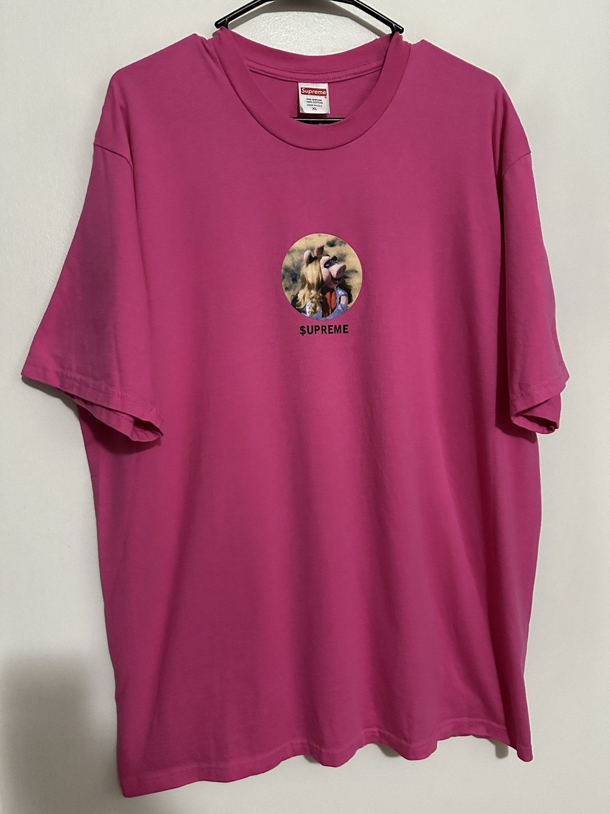 Supreme Supreme Miss Piggy Tee Size US XL / EU 56 / 4 - 1 Thumbnail