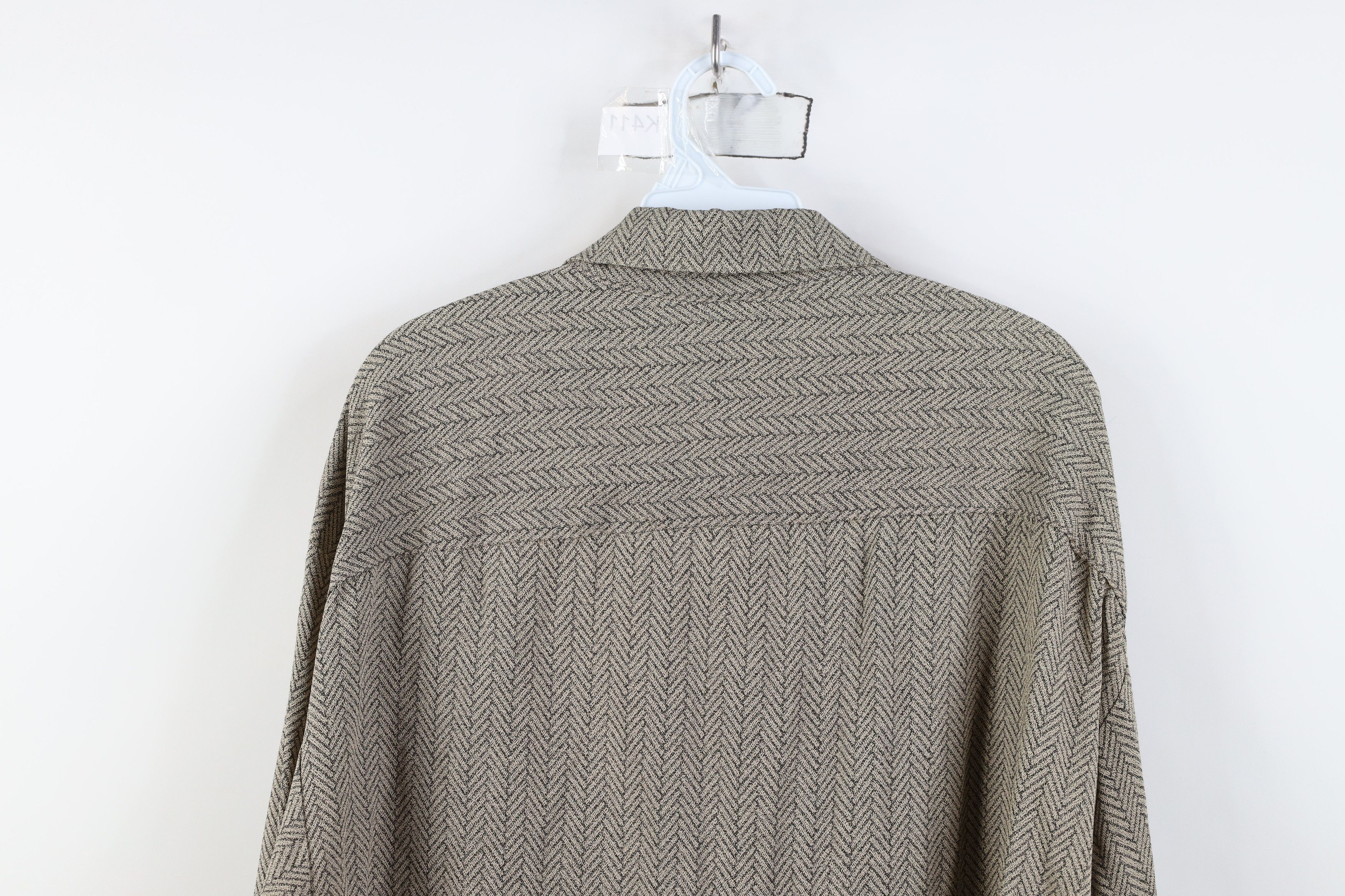Vintage Vintage 90s Streetwear Herringbone Collared Button Shirt Size US L / EU 52-54 / 3 - 10 Thumbnail
