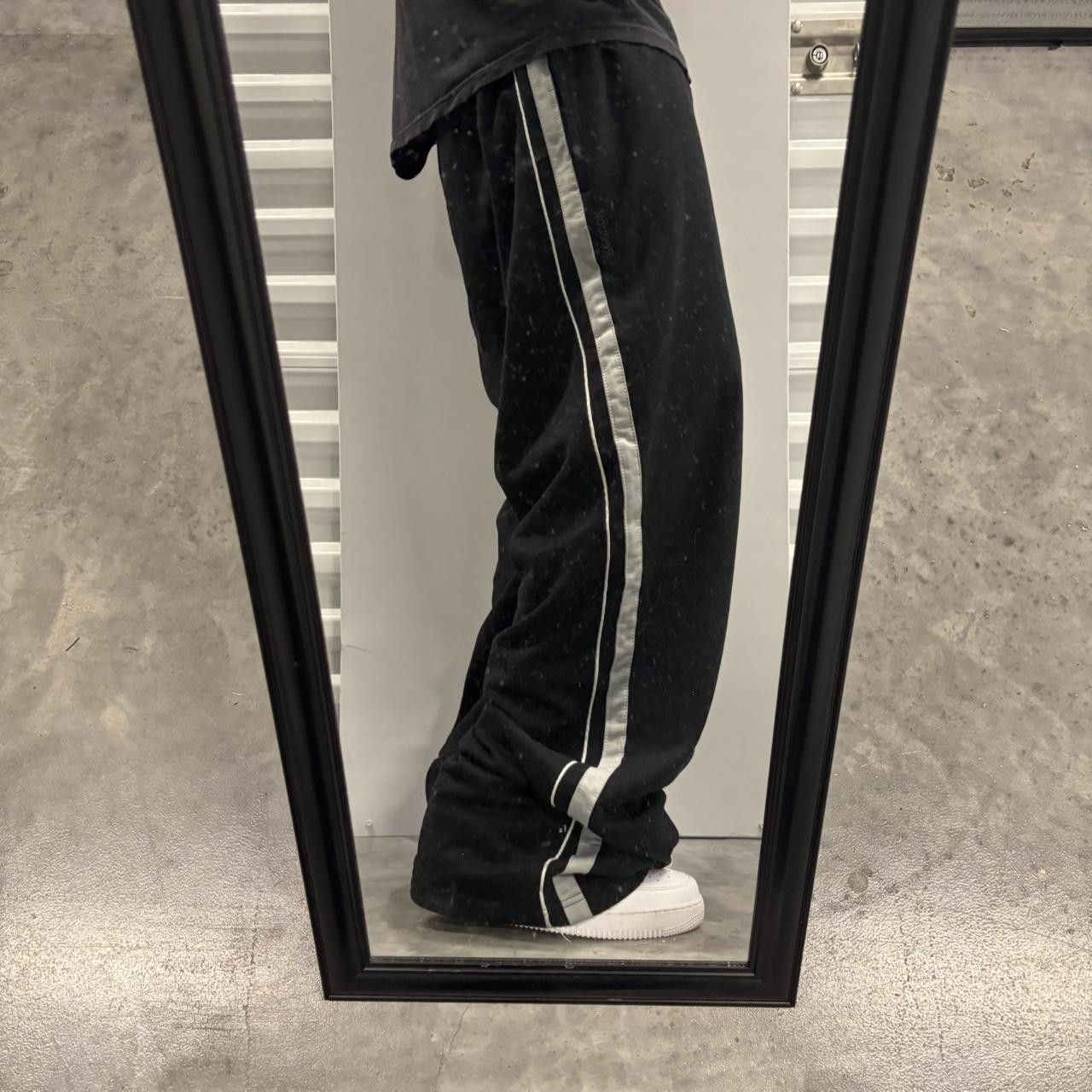 Japanese Brand × Vintage Crazy Vintage Y2K/2000s Baggy Black White Striped Streetwear Skater Track Pants! Size US 36 / EU 52 - 1 Thumbnail