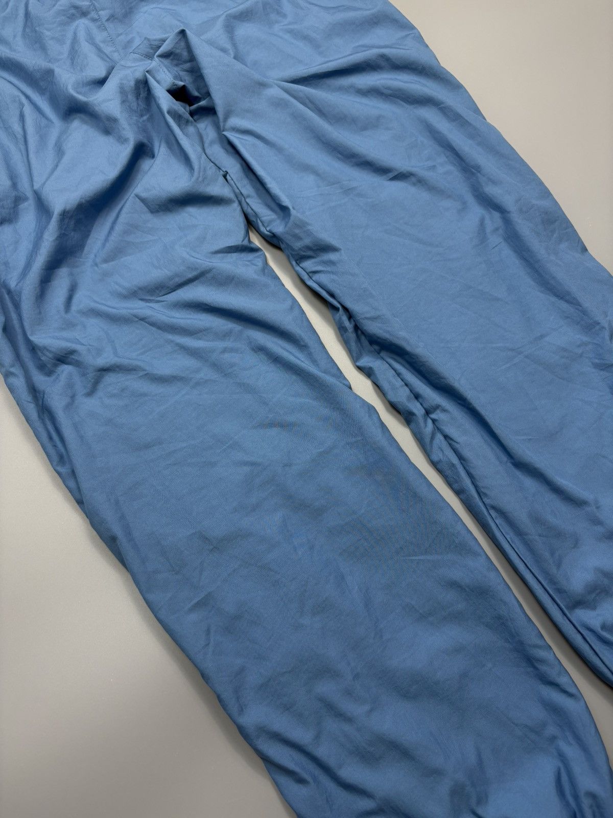 Lacoste Lacoste vintage nylon pants street wear style Size US 34 / EU 50 - 9 Thumbnail