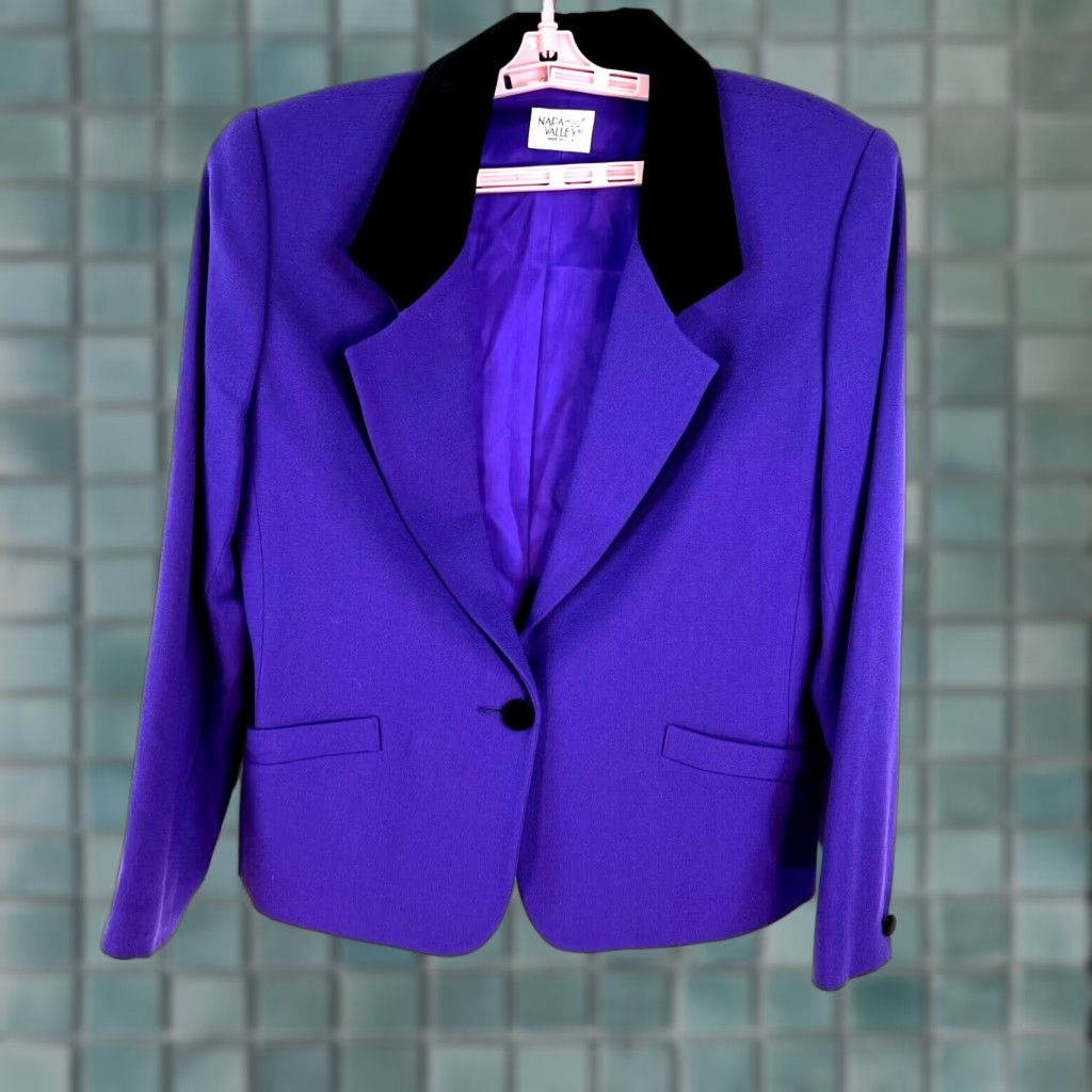 **Vintage Napa Valley Purple Adult Suit Jacket Size 10 Made USA** User: **Vintage Napa Valley Purple Suit Jacket Size 10 Made USA**