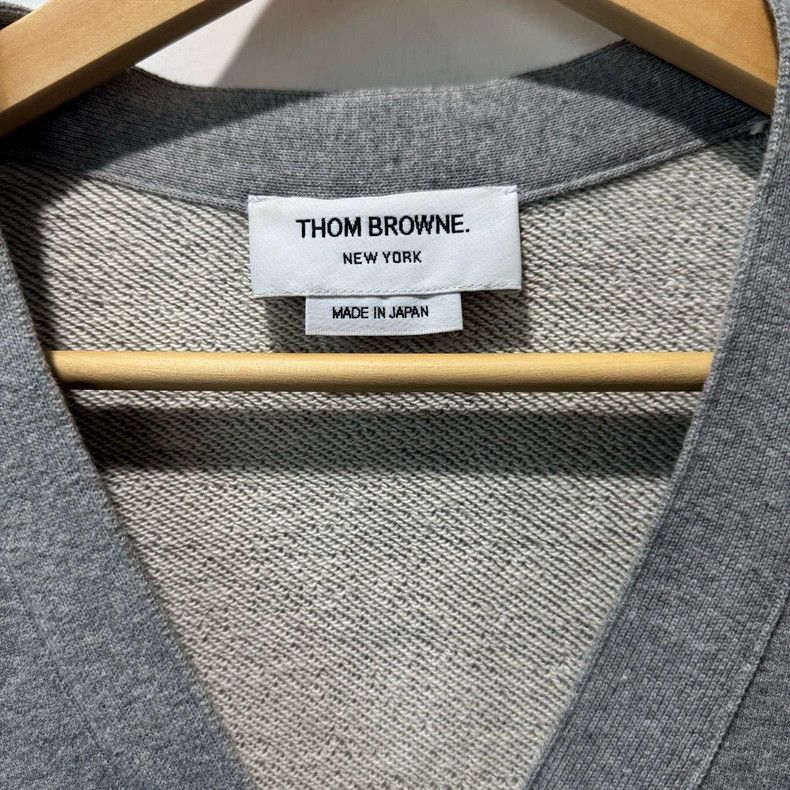 Thom Browne Thom Browne Classic four stripe knit cardigan Size XS / US 0-2 / IT 36-38 - 2 Thumbnail