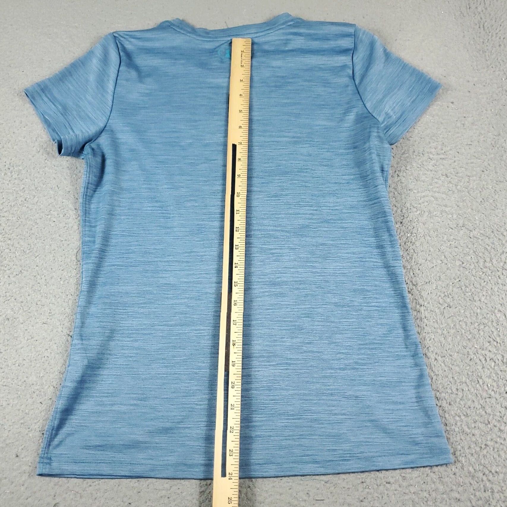 Under Armour Under Armour T Shirt Womens Size Small Blue Casual Short Sleeve Size S / US 4 / IT 40 - 3 Thumbnail
