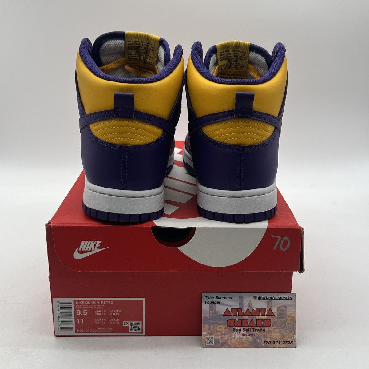 Nike Nike dunk high lakers Size US 9.5 / EU 42-43 - 3 Thumbnail