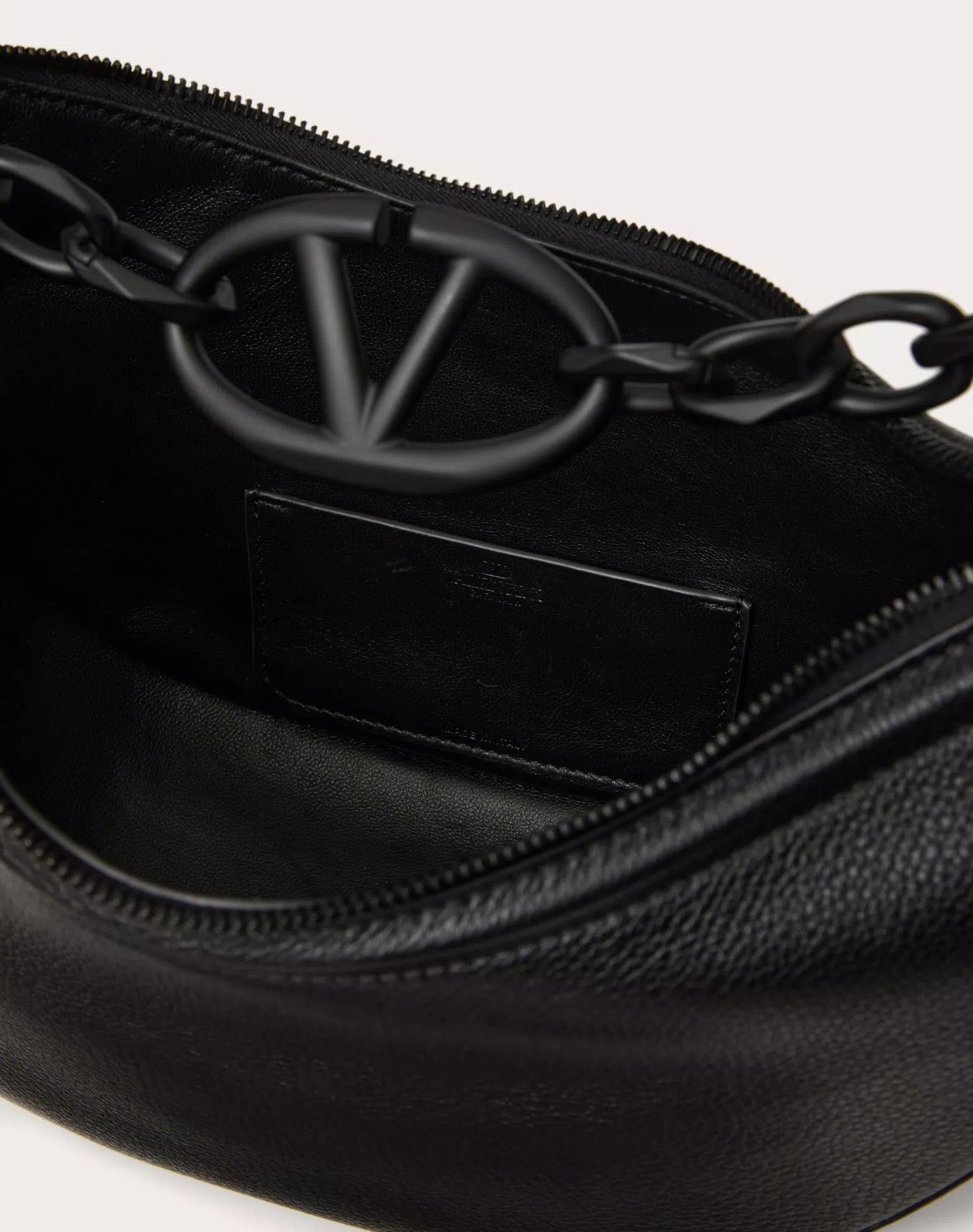 Valentino o1s22i1n0924 Size: OS / Small Vlogo Moon Hobo Bag in Black Size ONE SIZE - 6 Thumbnail