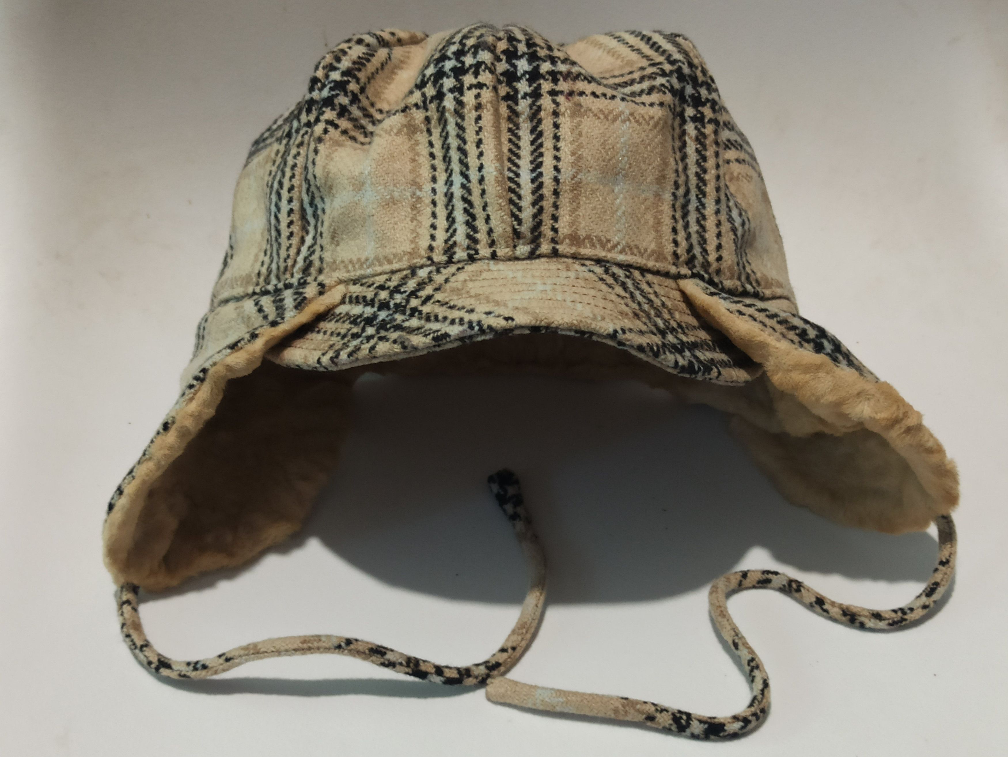 Vintage Womens rare vintage hat with ear flaps Size ONE SIZE - 1 Thumbnail