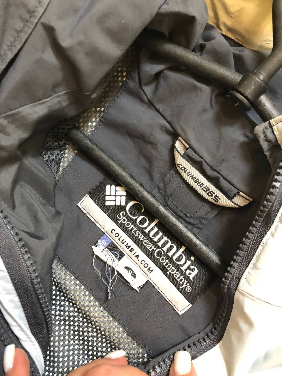 Columbia Vintage Columbia Hooded Packable Rain Jacket Size S / US 4 / IT 40 - 4 Thumbnail