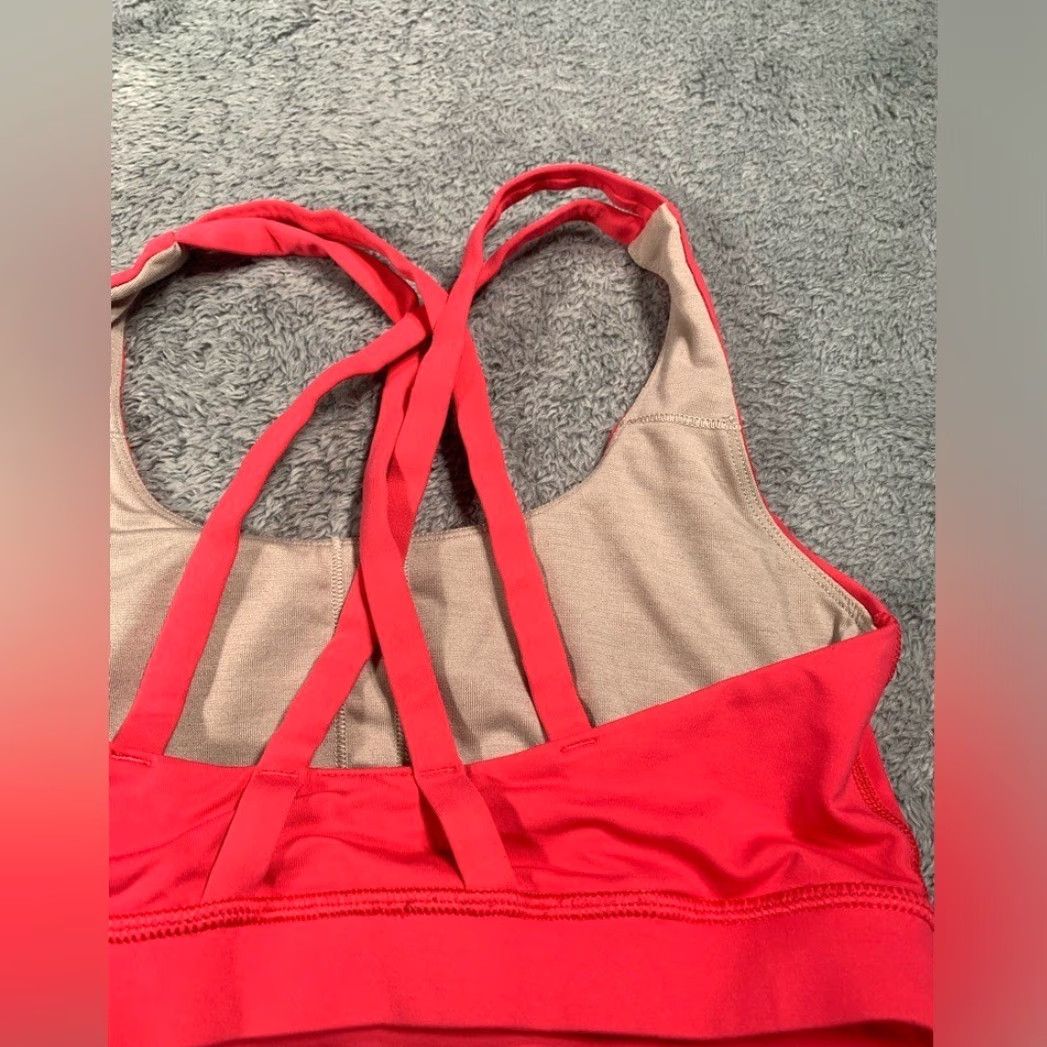 Lululemon lululemon athletica pink Sports Bra M Pink Sports Bra Ladies M Pink Sports Bra Lululemon athletica Bra M Girls Womens Mens Size ONE SIZE - 6 Thumbnail