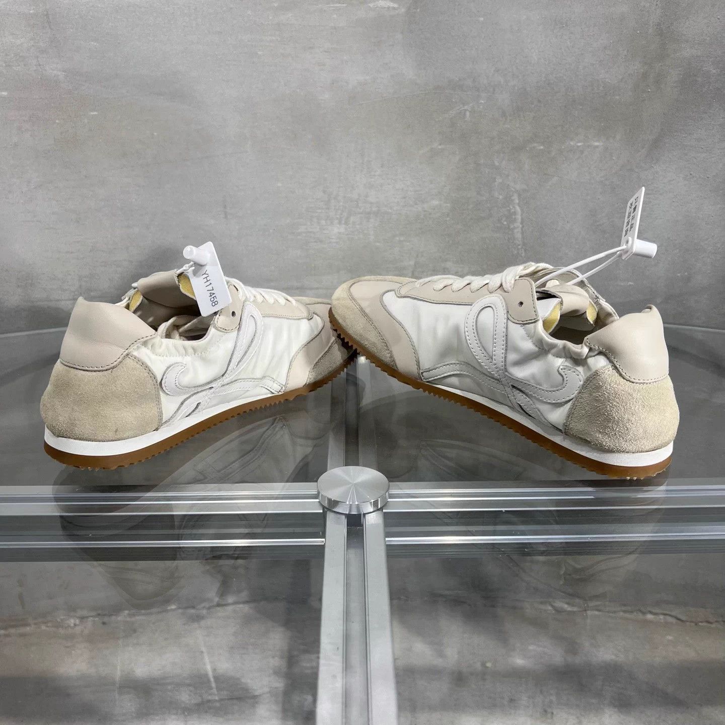 Loewe LOEWE off-white casual sneakers 36 Size US 5 / IT 35 - 5 Thumbnail