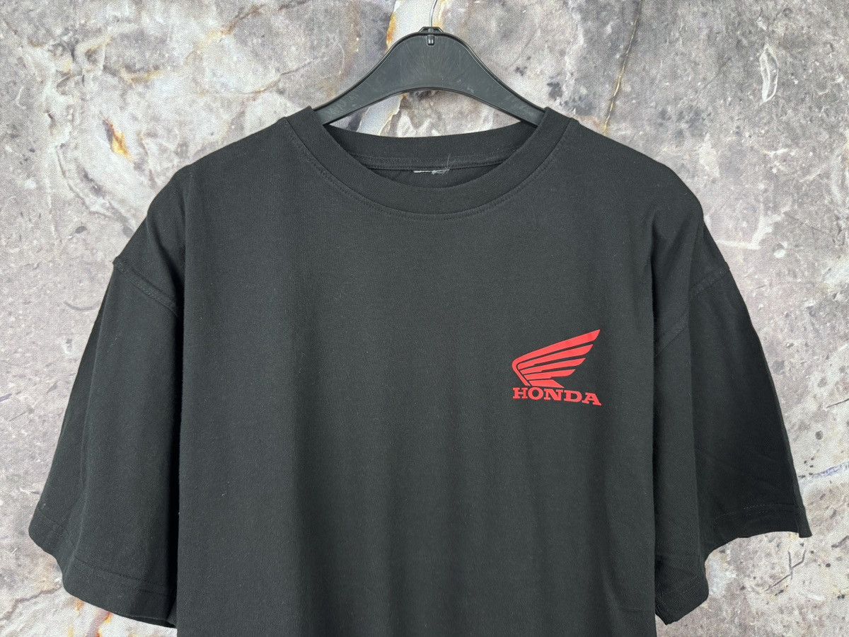 Honda × Mercedes-Benz Men’s Honda Gold Wing GL1000 T-Shirt Racing Size XXL Size US XXL / EU 58 / 5 - 2 Thumbnail