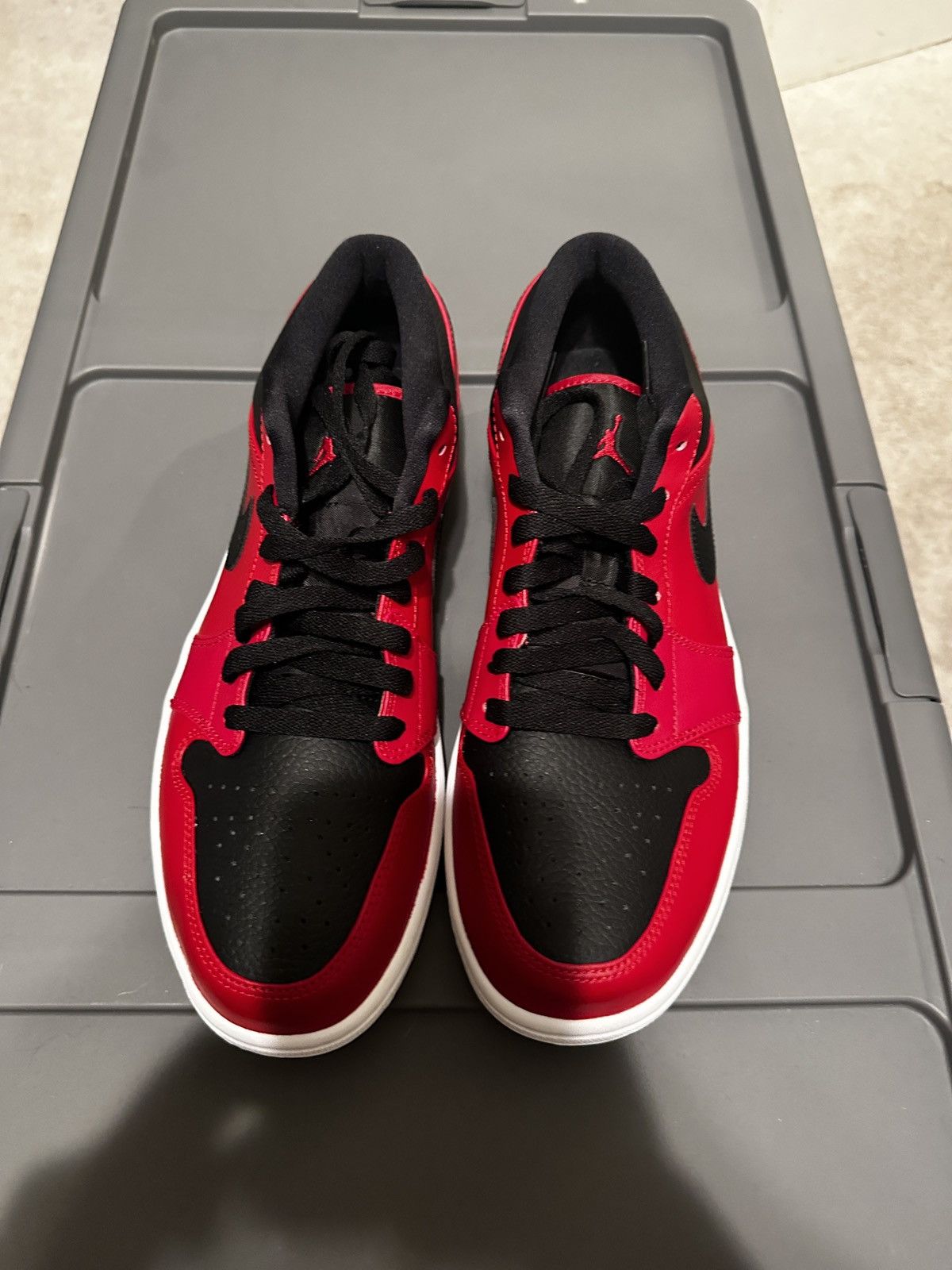 Jordan Brand × Nike Jordan 1 Low Reverse Bred Pebbled Swoosh Size US 11.5 / EU 44-45 - 4 Thumbnail