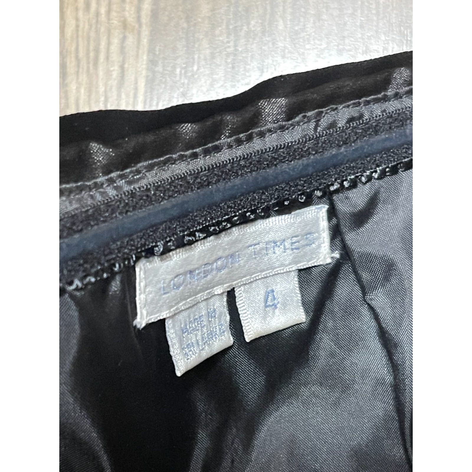 Vintage London Times Dress Women's Size 4 Black Strapless Sleeveless Pencil Dress Zip Side Zipper Casual Party/Cocktail Short Vintage No N/A Size S / US 4 / IT 40 - 5 Thumbnail