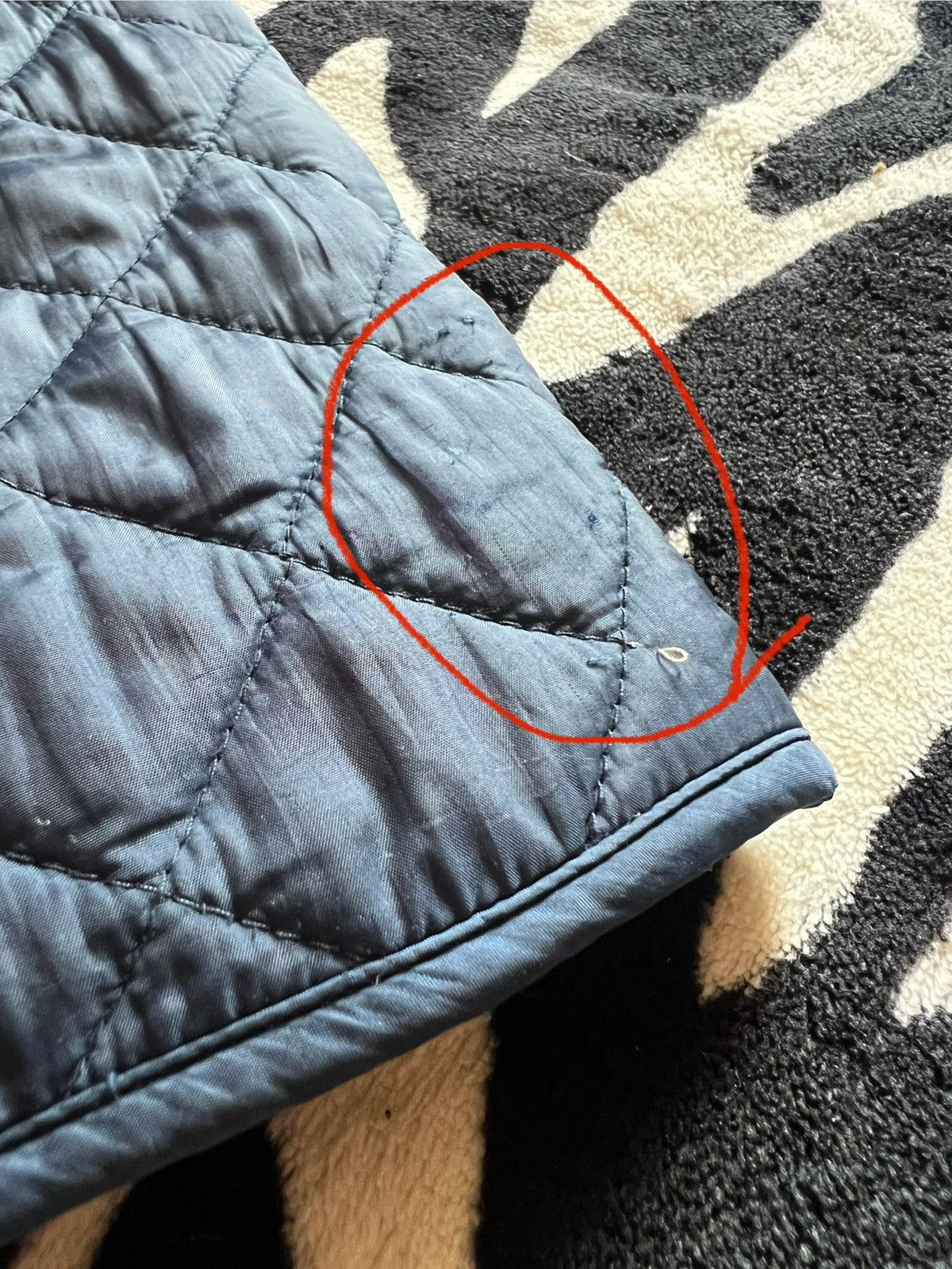 Burberry Burberry Kids Navy Blue Quilted Jacket 6Y 116cm Size US XXS / EU 40 - 19 Thumbnail