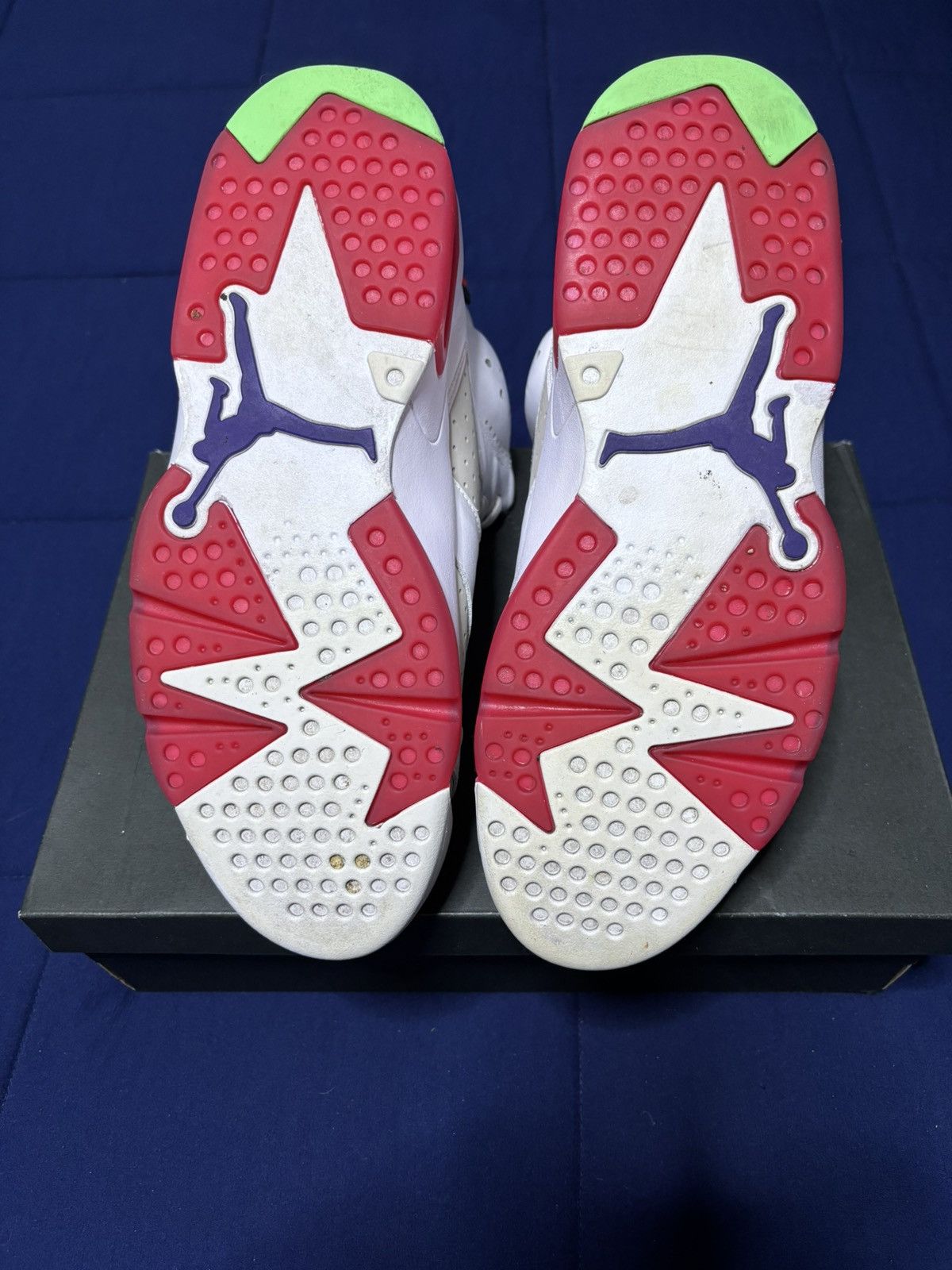 Jordan Brand Jordan 6 Retro Hare 2020 Size 10.5 Size US 10.5 / EU 43-44 - 5 Thumbnail