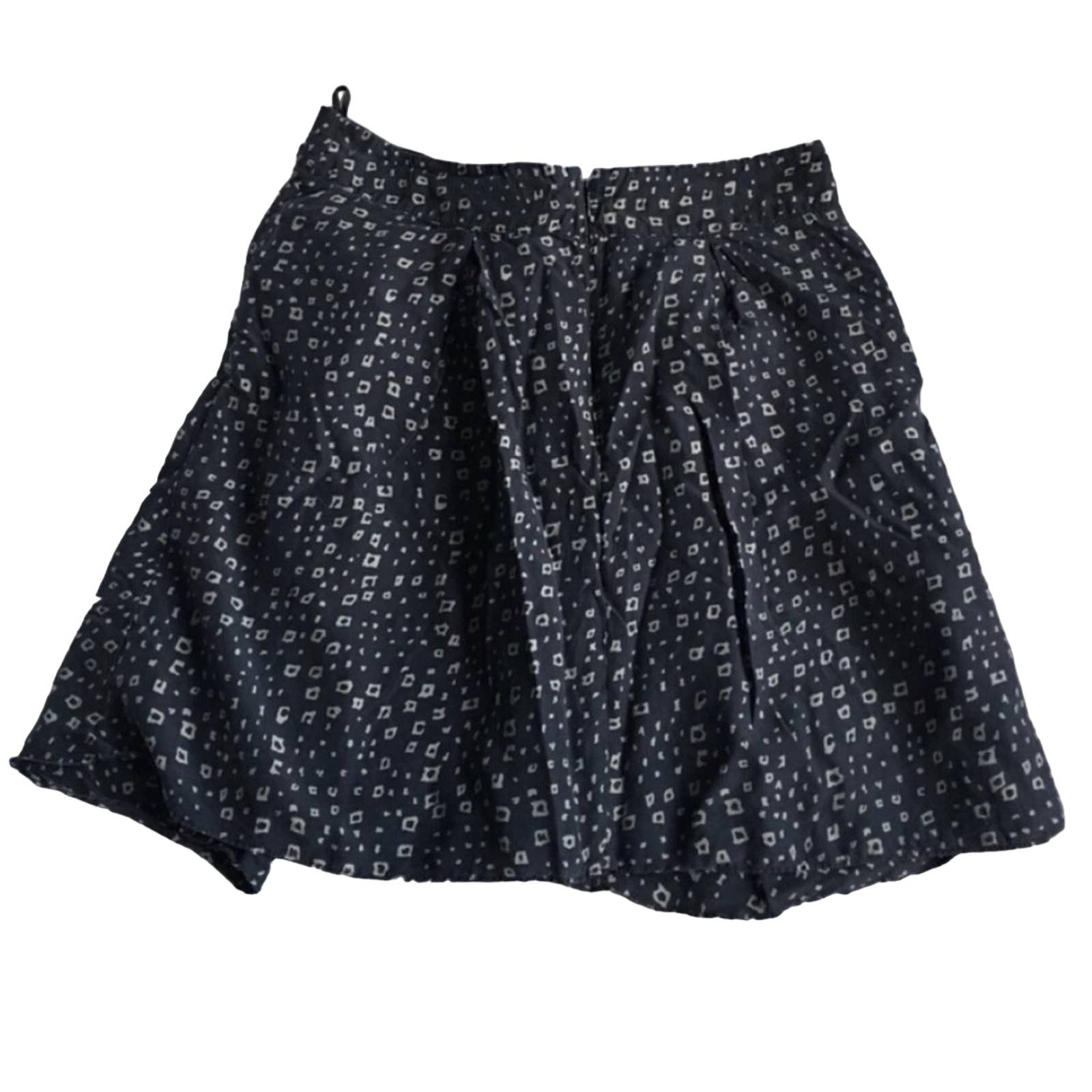 Anthropologie ANTHROPOLOGIE Lil' Silk Grey Navy White Printed Mini Skirt Size 34" / US 12 / IT 48 - 9 Thumbnail