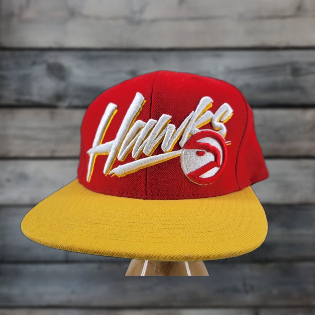 Mitchell & Ness Mitchell & Ness Atlanta Hawks Snapback Hat Men Red Adjustable Snapback 90s G2 Size ONE SIZE - 1 Thumbnail