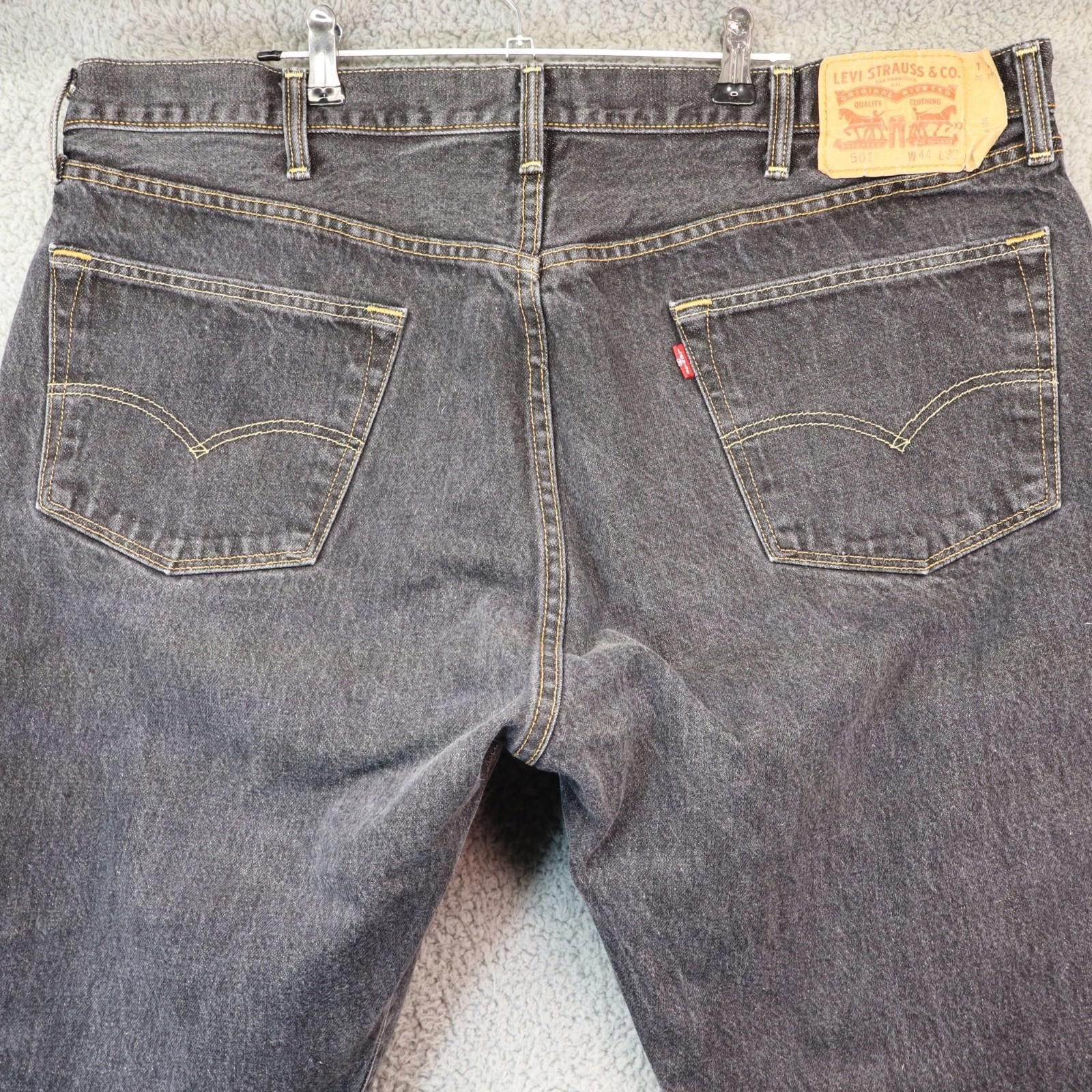 Levi's Levis 501 44x32 Men Black Red Tab Straight Leg Button Fly Size US 44 / EU 60 - 7 Thumbnail