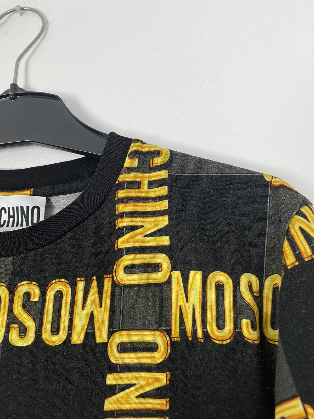 Moschino Moschino Lapped Belt T-Shirt Couture! Milano tee y2k gold Size US S / EU 44-46 / 1 - 3 Thumbnail