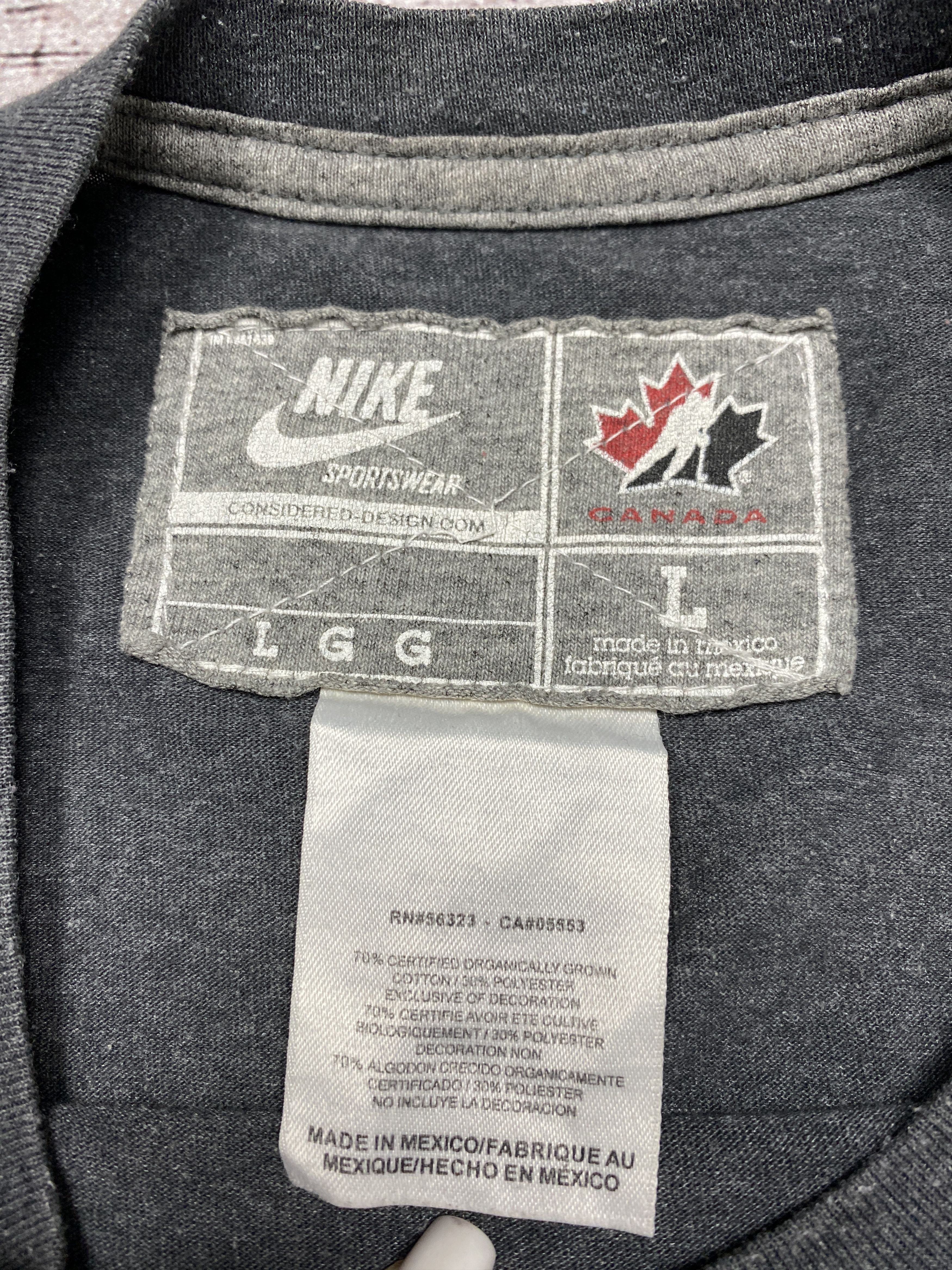 Nike × Vintage Nike Hockey Canada Team Vintage Mens T-Shirt Size US L / EU 52-54 / 3 - 5 Thumbnail