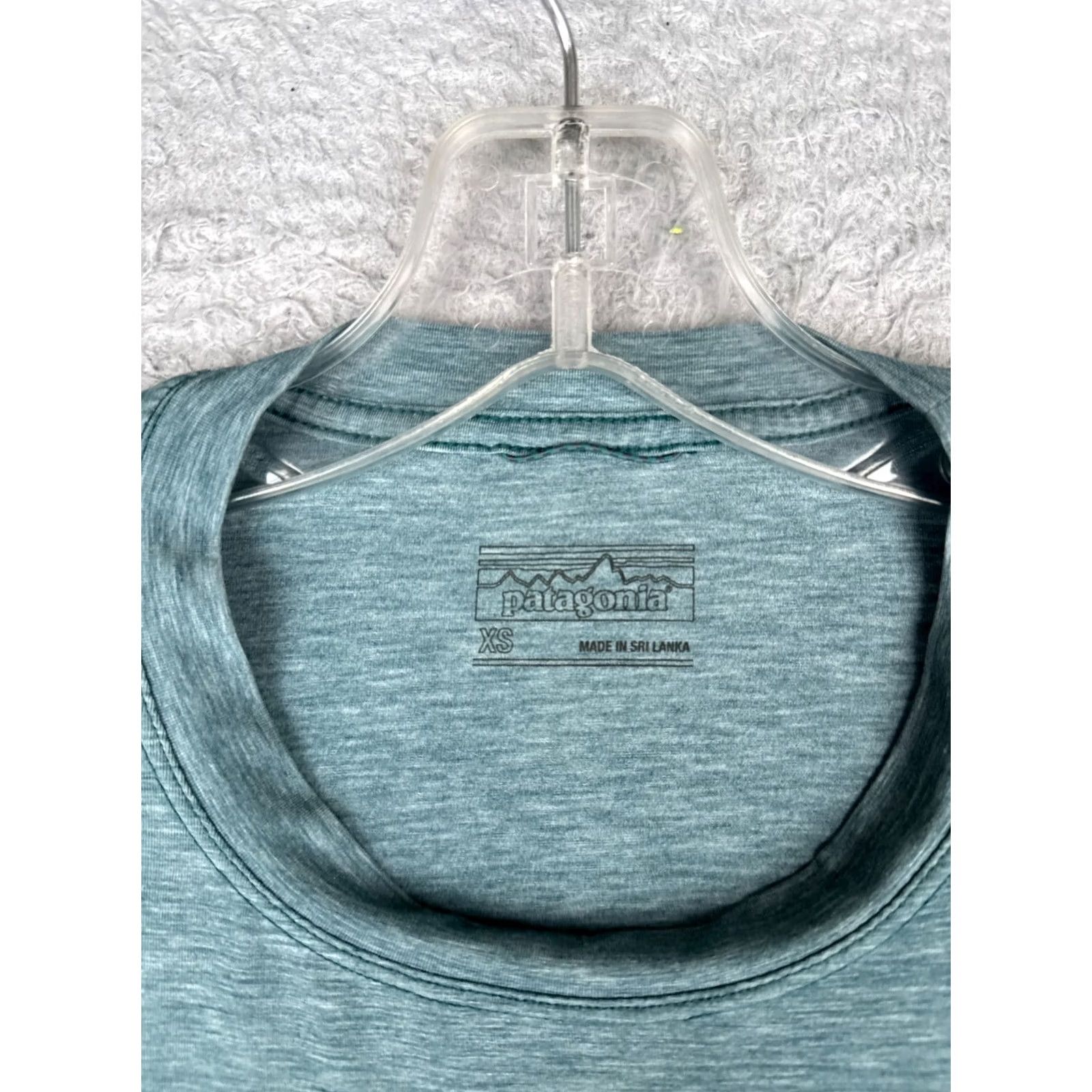 Patagonia Patagonia Shirt Women XS Blue Long Sleeve Crew Poly Blend T-Shirt Casual Outdoor Size XS / US 0-2 / IT 36-38 - 6 Thumbnail