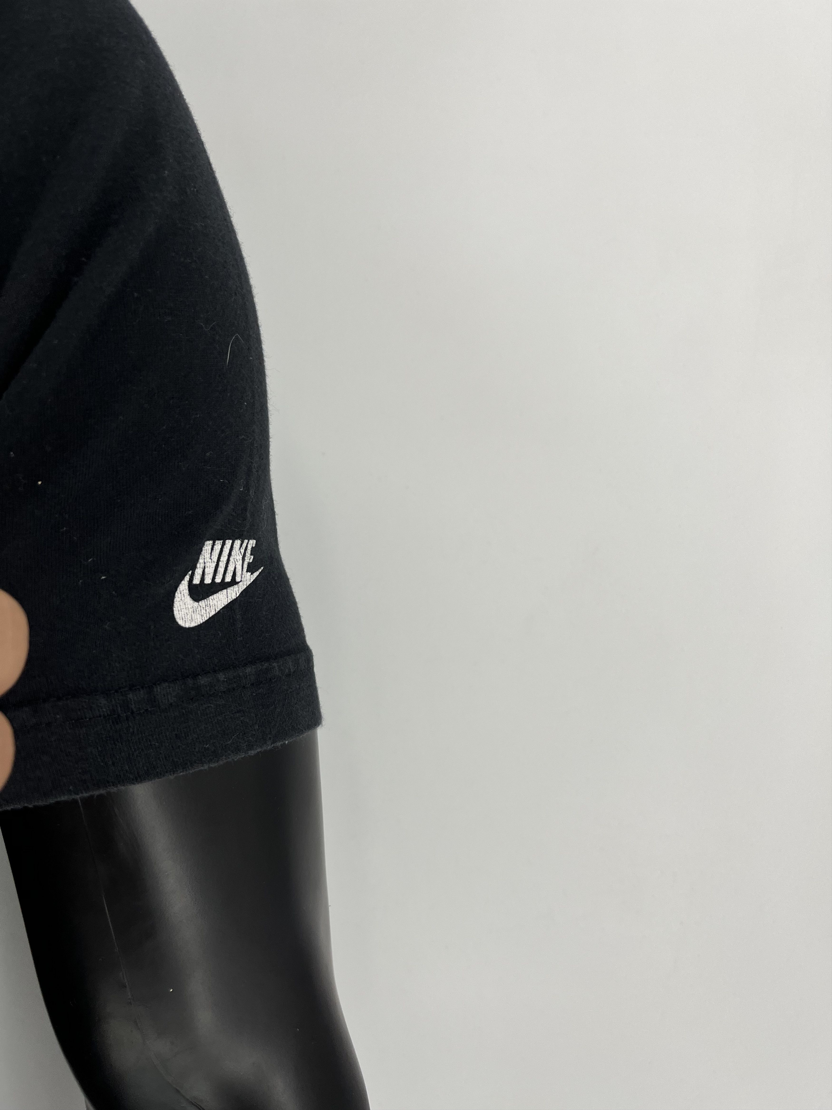 Nike Vintage 90s Nike Swoosh Logo Tee Travis Scott Style Grailed Size US M / EU 48-50 / 2 - 7 Thumbnail